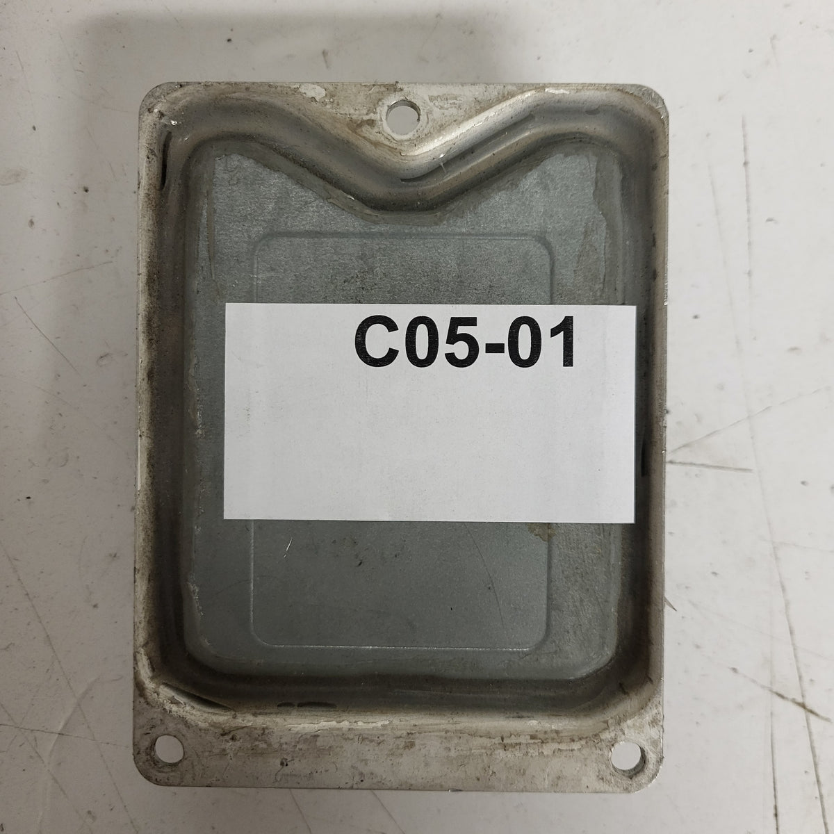 ALFA ROMEO 146 ECU / 0261204943 / 00467401900 / BOSCH - C05-01 - 3