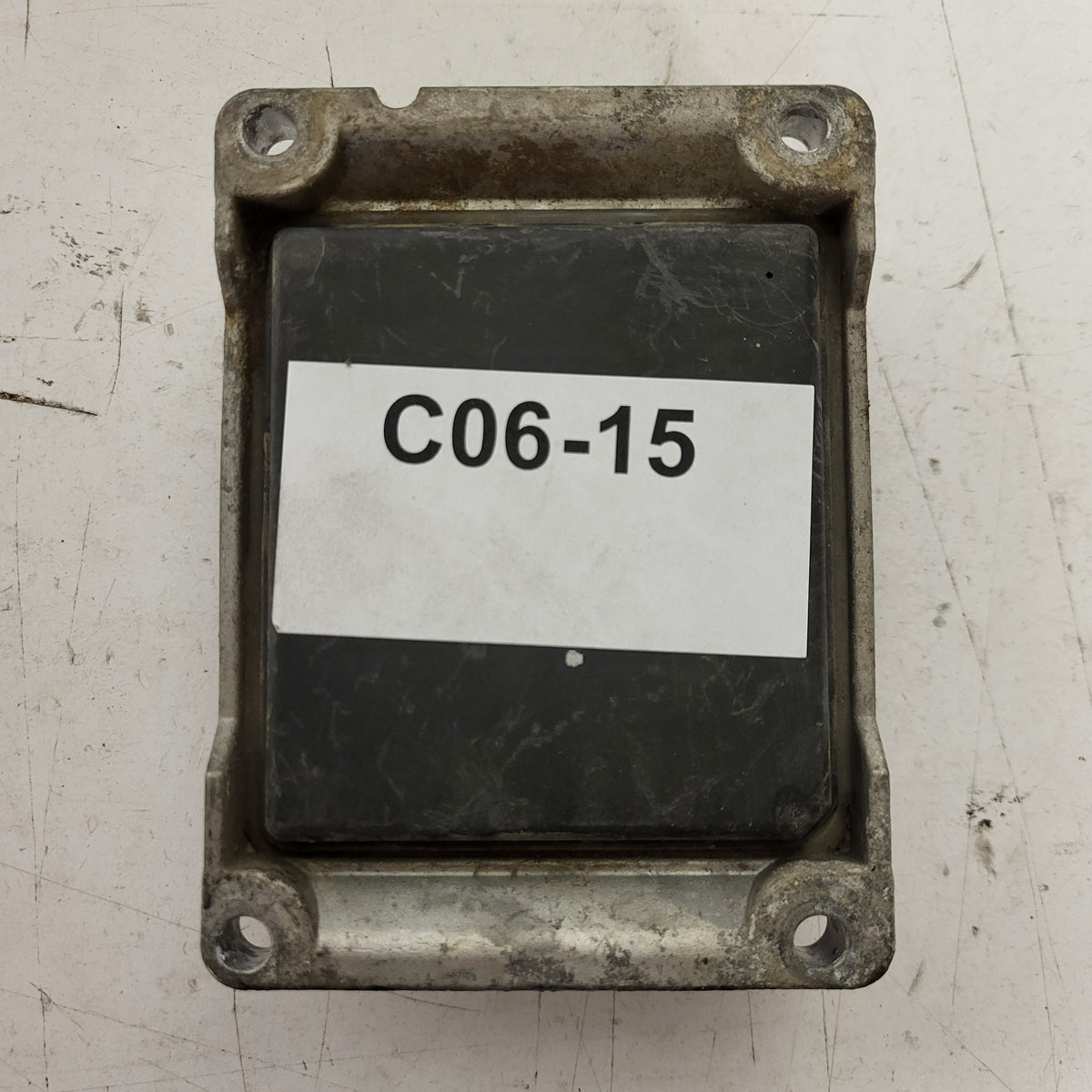 OPEL CORSA D ECU / 0261208940 / 55557933 / BOSCH - C06-15 - 3