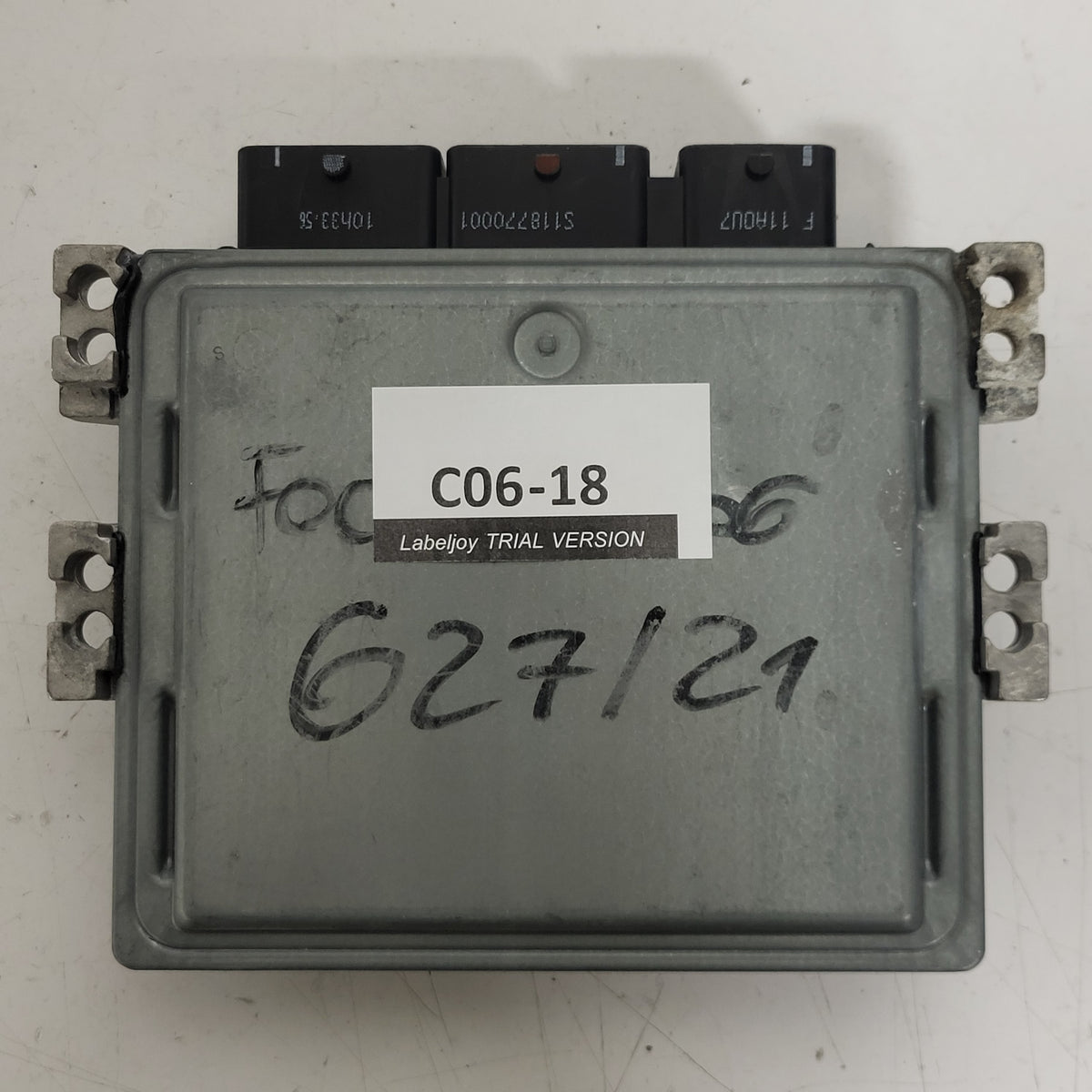 FORD FOCUS ECU / 5WS40607B-T / 7M51-12A650-APB / SID206 / 3DPB / SIEMENS - C06-18 - 3