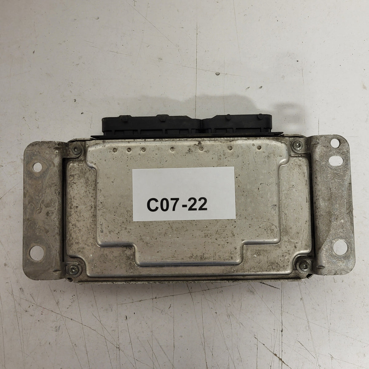 TOYOTA ECU / 0261208704 / 89661-0H012 / BOSCH - C07-22 - 3