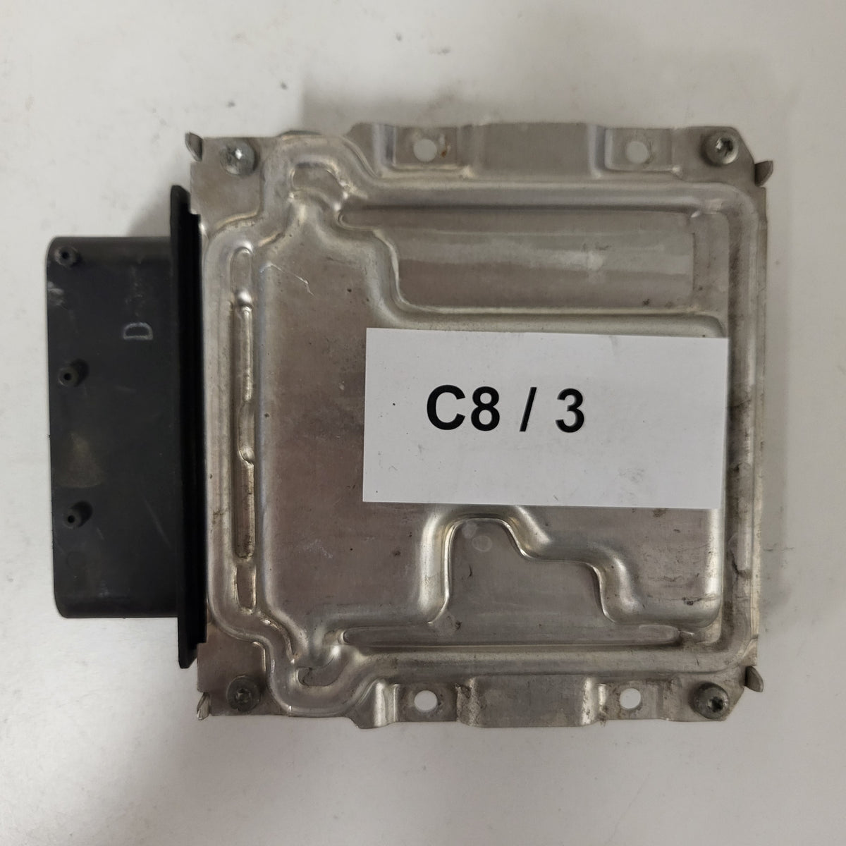 KIA VENGA ECU / 39118-2B070 / G44 / ME17.9.11 / 9001090010KL - C08-03 - 3