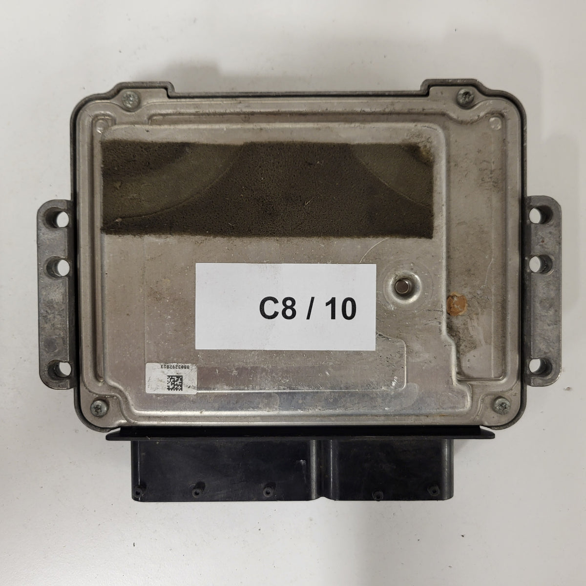 LANCIA DELTA ECU / 0281016235 / 51853777 / 1039S33441 / BOSCH - C08-10 - 3