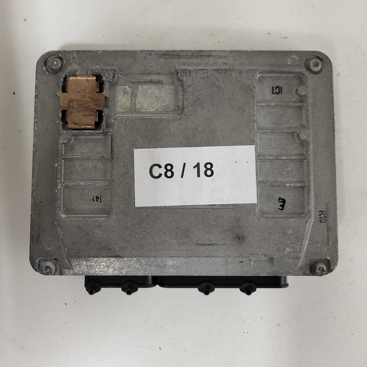 VW POLO ECU / 03D906023 / 5WP40846 04 / SIMOS 9.1 / 3D906023 / SIEMENS - C08-18 - 3
