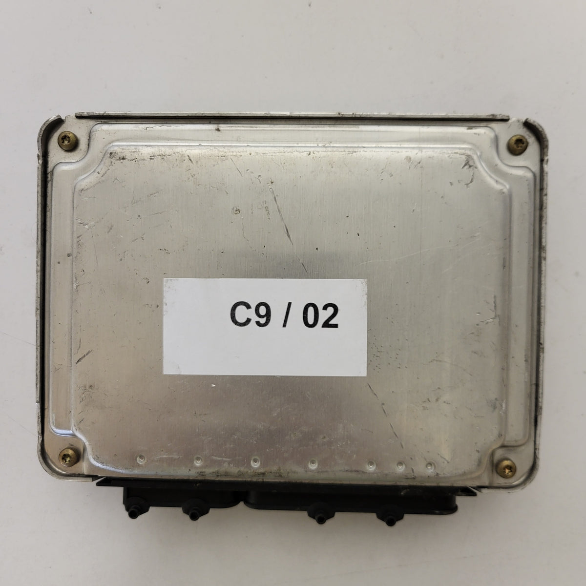 VW ECU / 030906032DS / 0261207592 / ME7.5.10 / BOSCH - C09-02 - 3