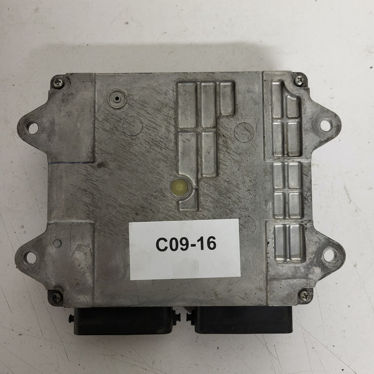 SMART FORFOUR ECU / A1351501979 / 1860A301 / E6T42484H3ZE / MITSUBISHI - C09-16 - 3