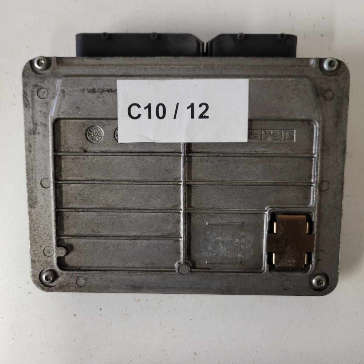 ŠKODA FABIA ECU / 047906033C / 5WP44199 10 / SIMOS 3PA / SIEMENS - C10-12 - 3