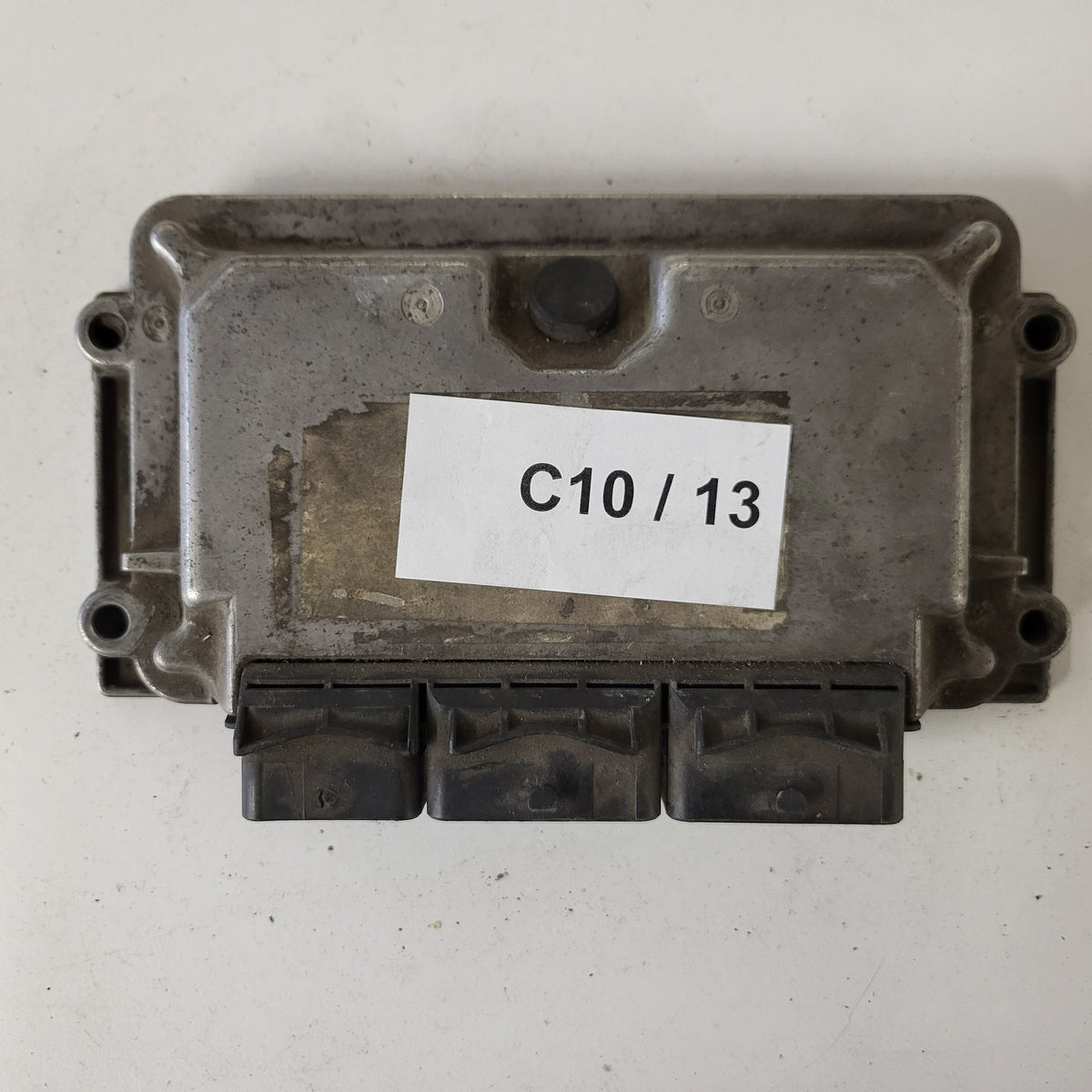 Citroen Saxo Peugeot 106 ECU / 0281001839 / 9630059880 / BOSCH - C10-13 - 3