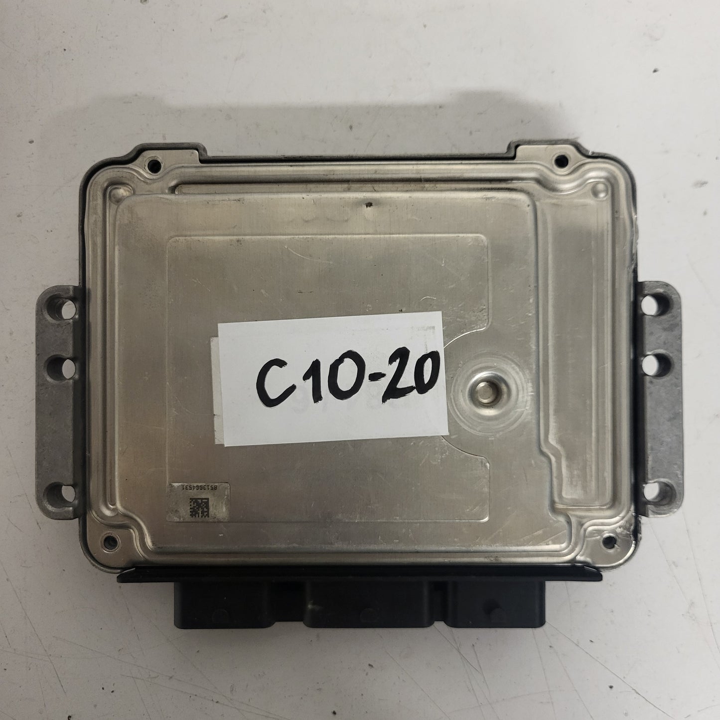 Peugeot Citroen ECU / 0281013872 / 9664843780 / EDC16C34 / BOSCH