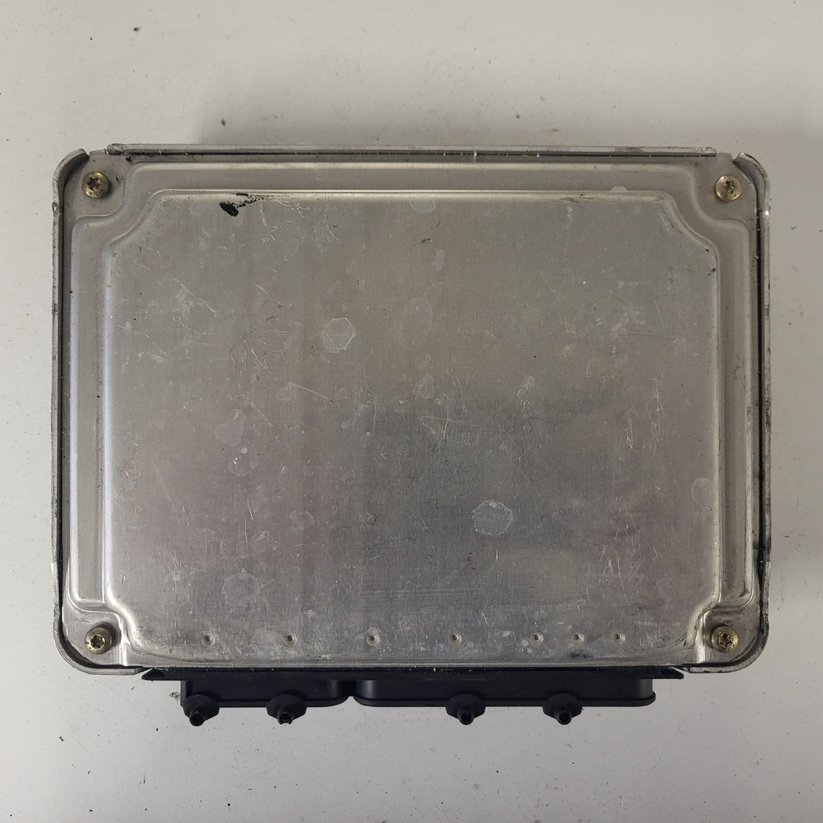VW POLO ECU / 030906032BD / 0261206767 / 26SA0000 / BOSCH - C12-12 - 3