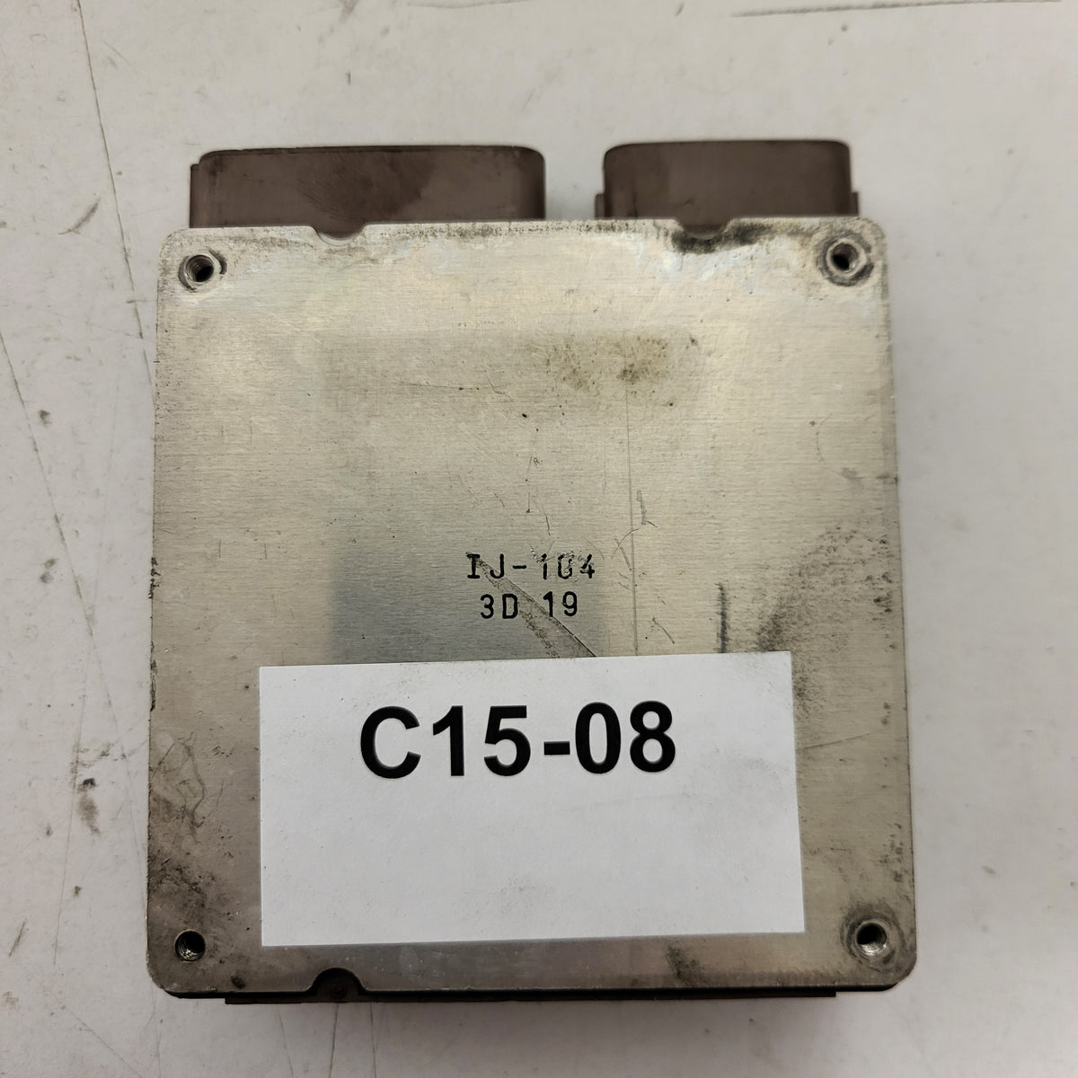 TOYOTA ECU / 89871-20030 / 131000-1041 / DENSO - C15-08 - 3