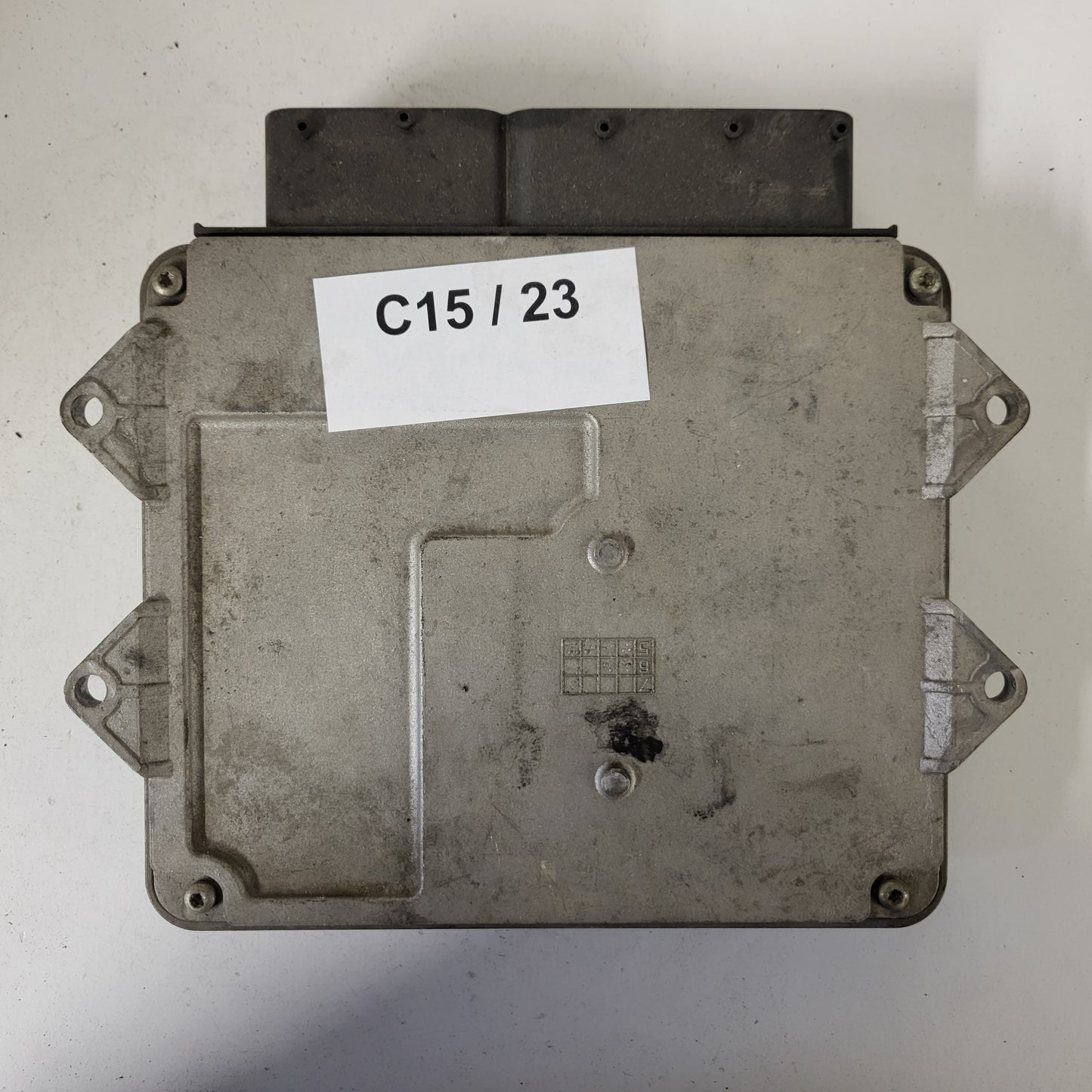 FIAT PUNTO ECU / MJD 6JF.P3 / 55195817 / HW1BM / 71600.053.00 / MAGNETI MARELLI