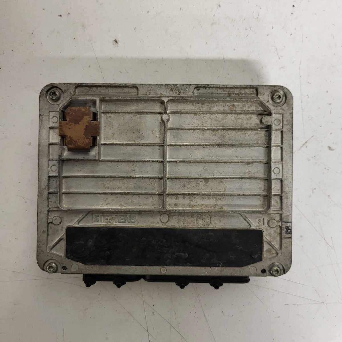 ŠKODA FELICIA ECU / 047906030N / 5WP432602 / 5WP4 / SIEMENS - C16-17 - 3