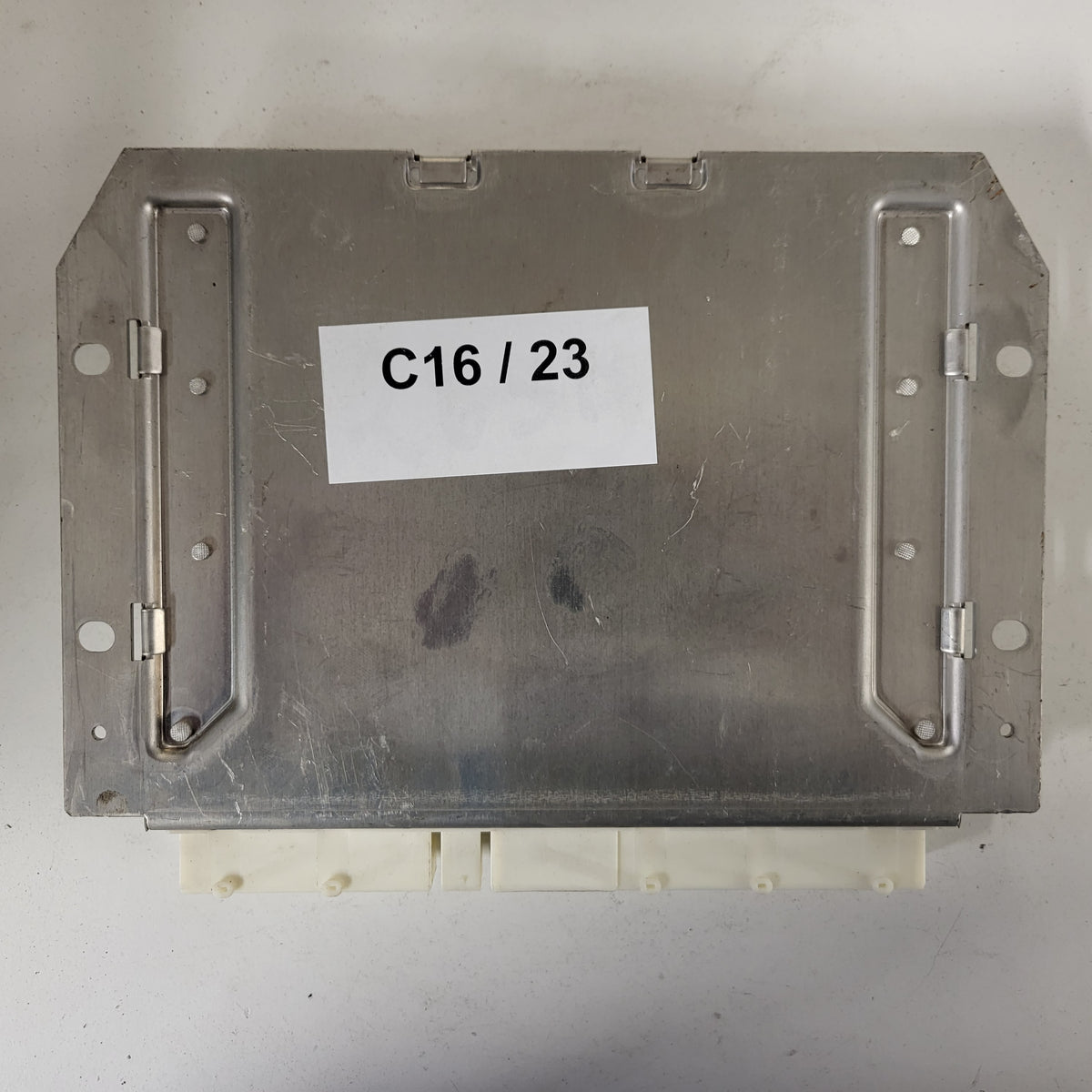 MERCDES BENZ ECU / 1685451332 / 0265109619 / BOSCH / ESP HBA - C16-23 - 3