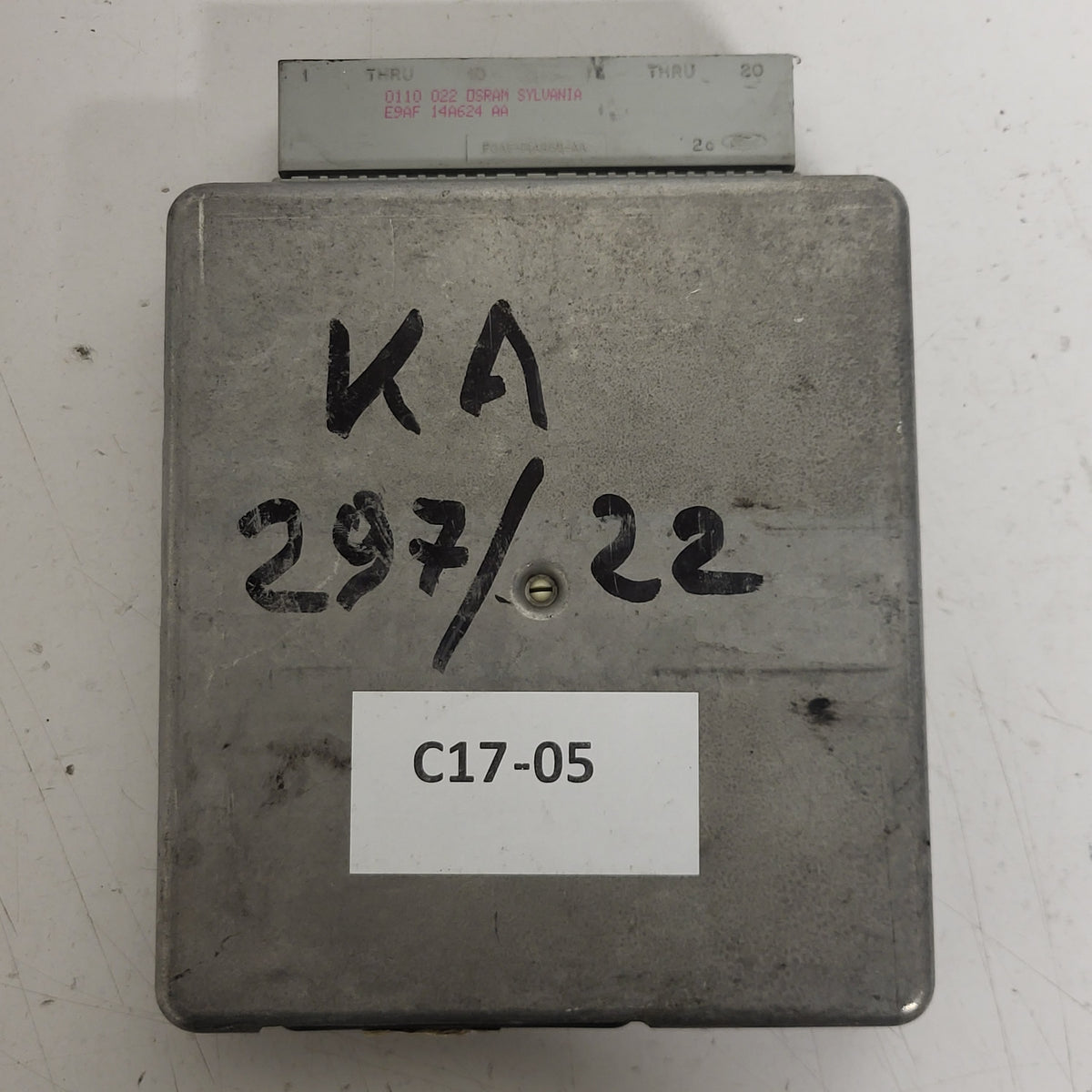 FORD KA ECU / 1S5F-12A650-AB / 1S5F12A650AB / LP4-322 / BACA / EEC-V / VISTEON - C17-05 - 3