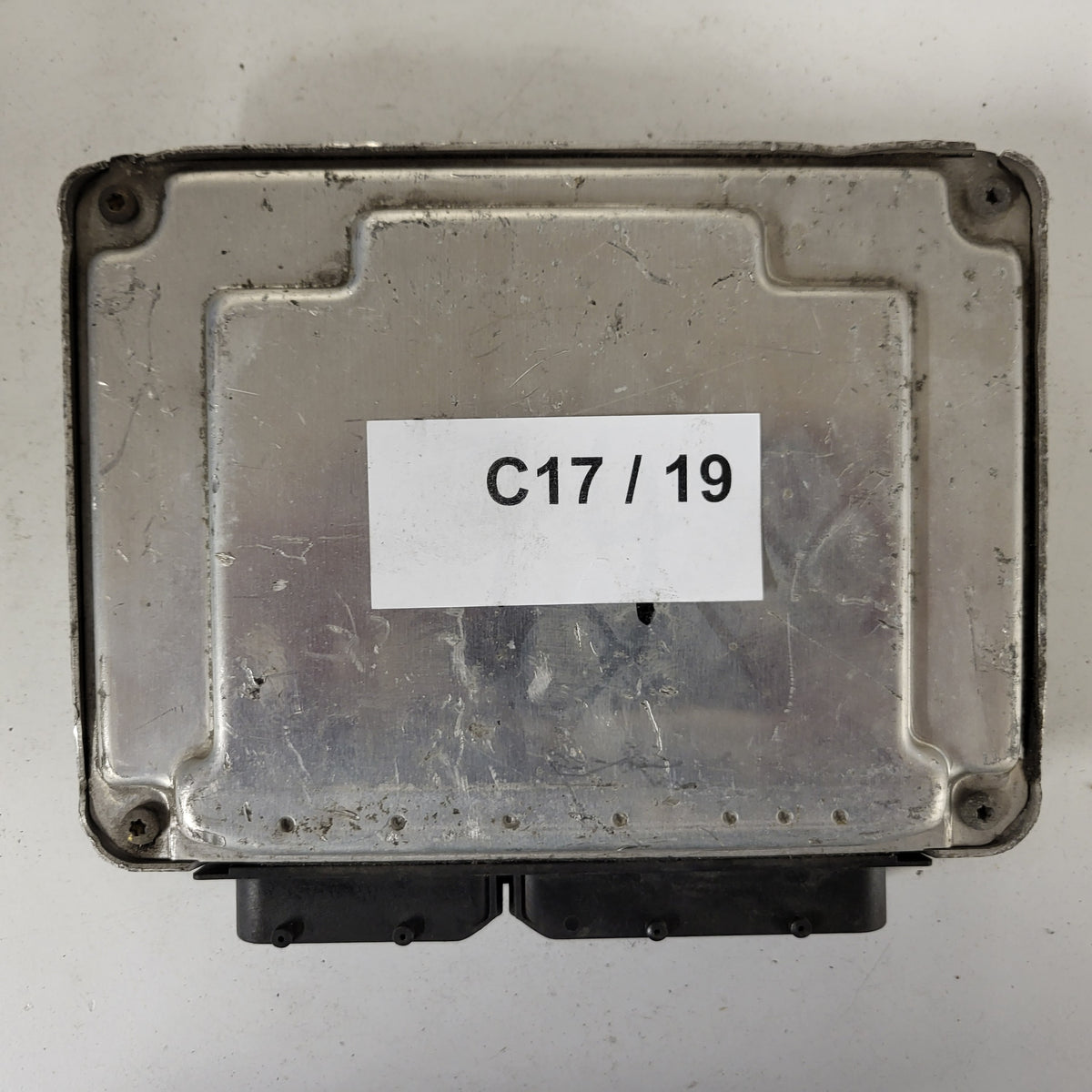 VW AUDI SEAT SKODA ECU / 038906019DQ / 0281010891 / EDC15P+ / BOSCH - C17-19 - 3