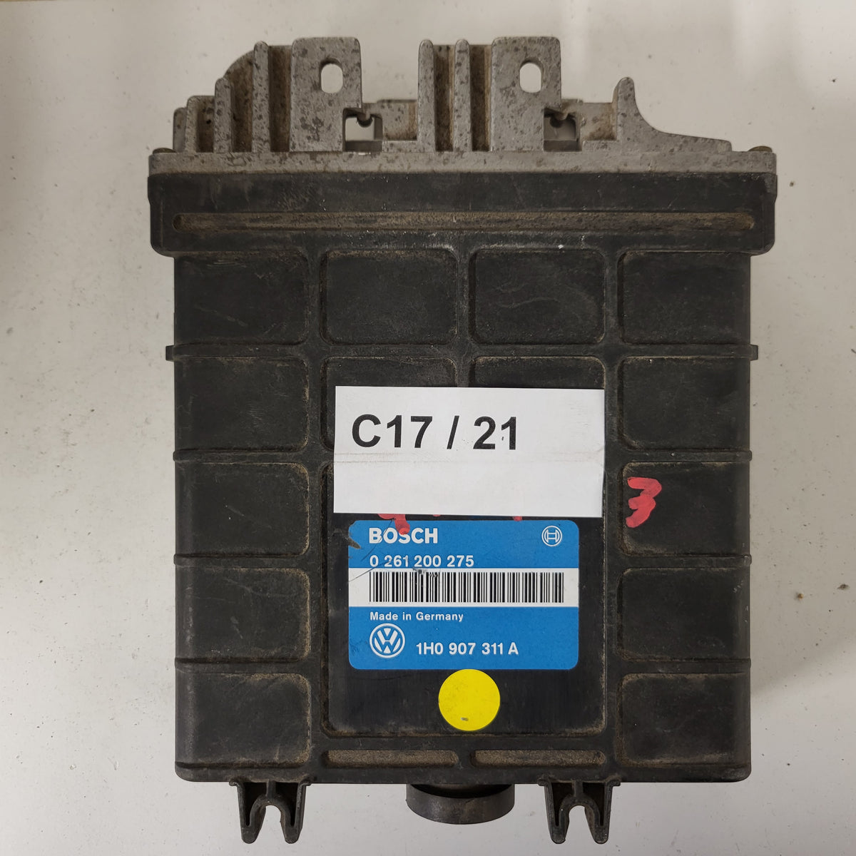 VW GOLF 3 1.8 ECU / 0261200275 / 1H0907311A / BOSCH - C17-21 - 3