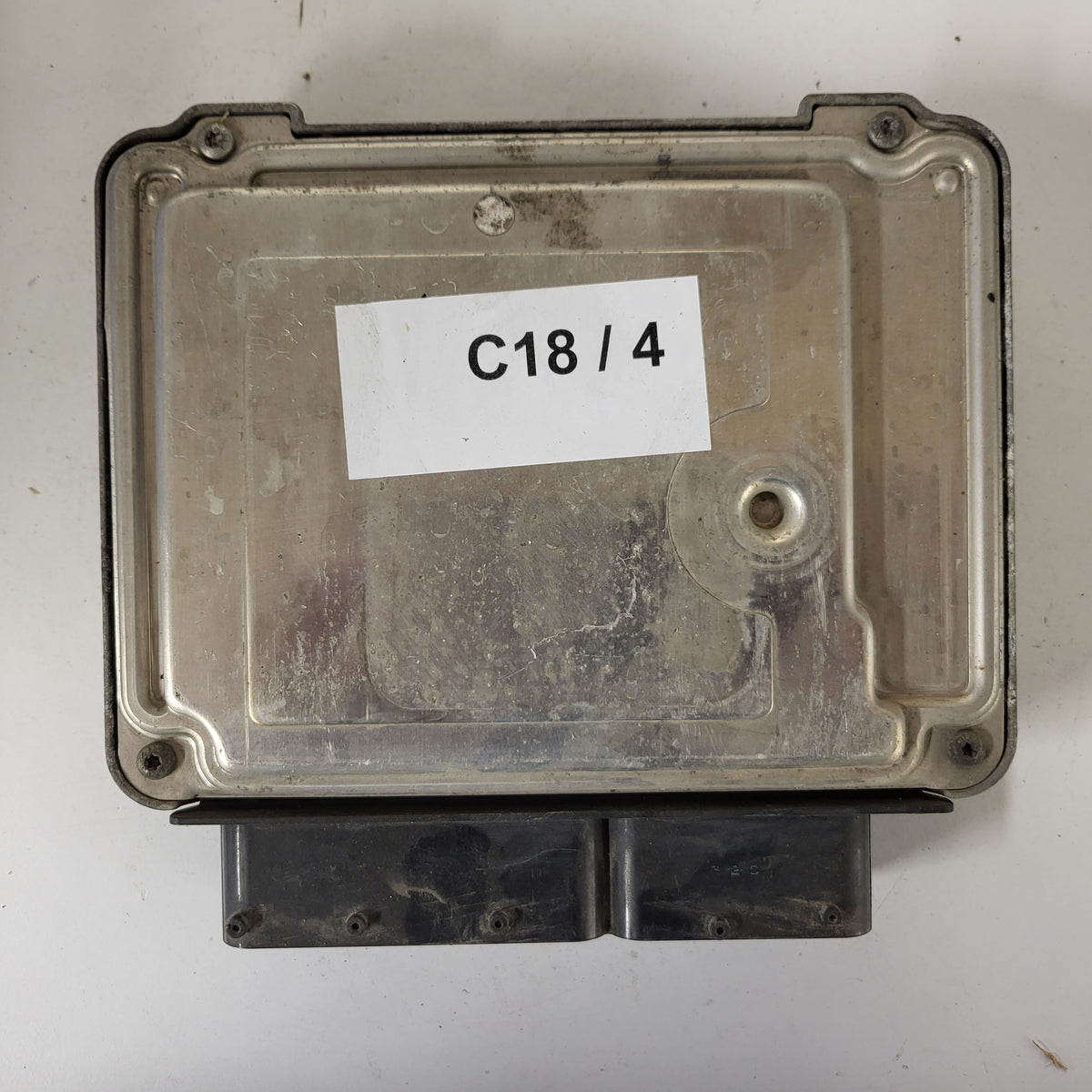 FIAT CROMA ECU / 0281012148 / 55202700 / BOSCH - C18-04 - 3