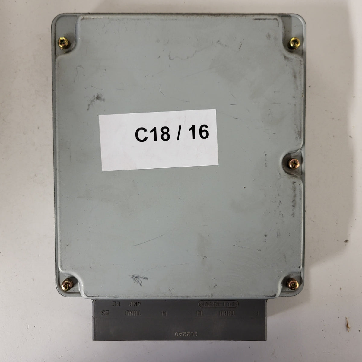 Mazda MPV ECU / RF5G18881C / 275800-5963 / DENSO - C18-16 - 3