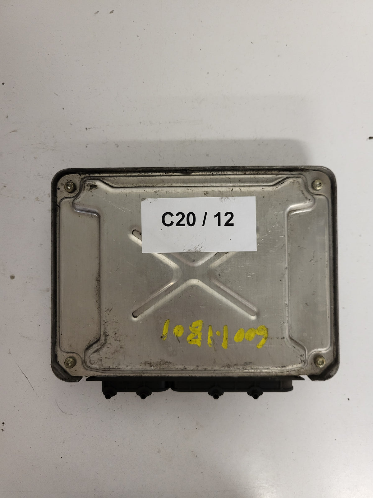 Fiat 600 ECU / IAW4AF.M7 / 73501877 / HW204 / MAGNETI MARELLI - C20-12 - 3