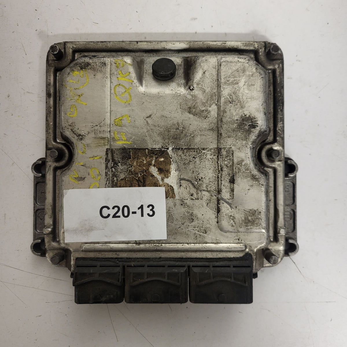 RENAULT ECU / 0281010483 / 8200039569 / 8200127078 / BOSCH - C20-13 - 3