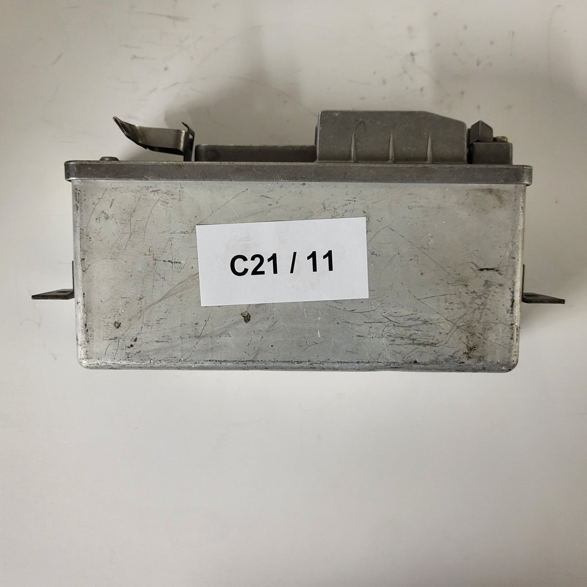 LANCIA ABS ECU / 0265100044 / BOSCH - C21-11 - 3