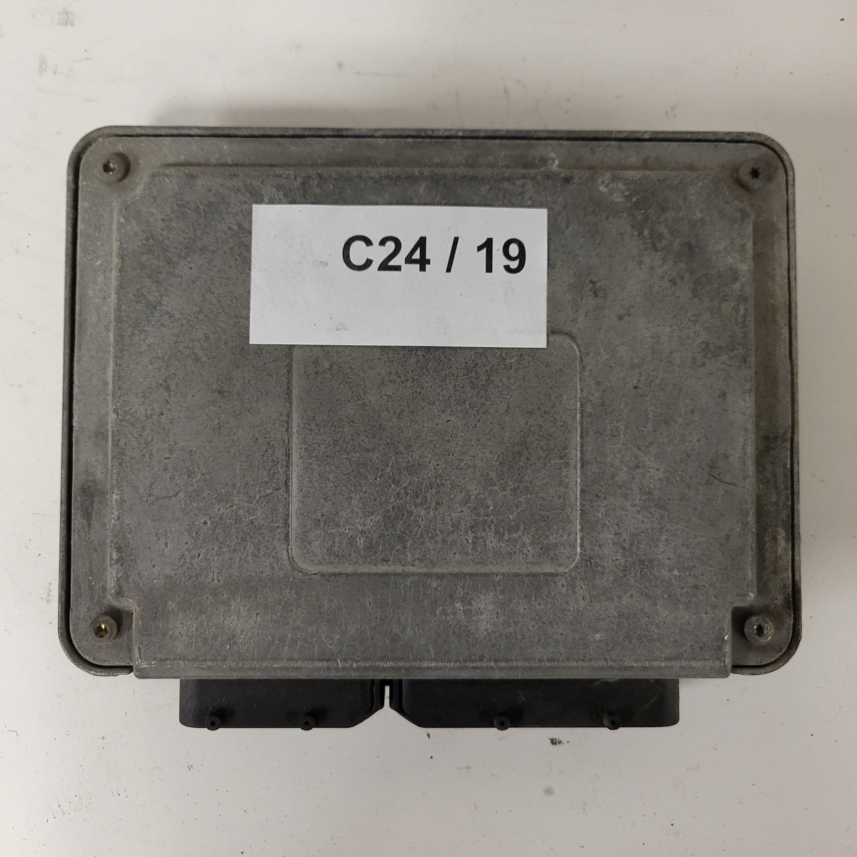 VW POLO ECU / 036906034DD / IAW 4MV.DD / 61600.663.02 / MAGNETI MARELLI - C24-19 - 3