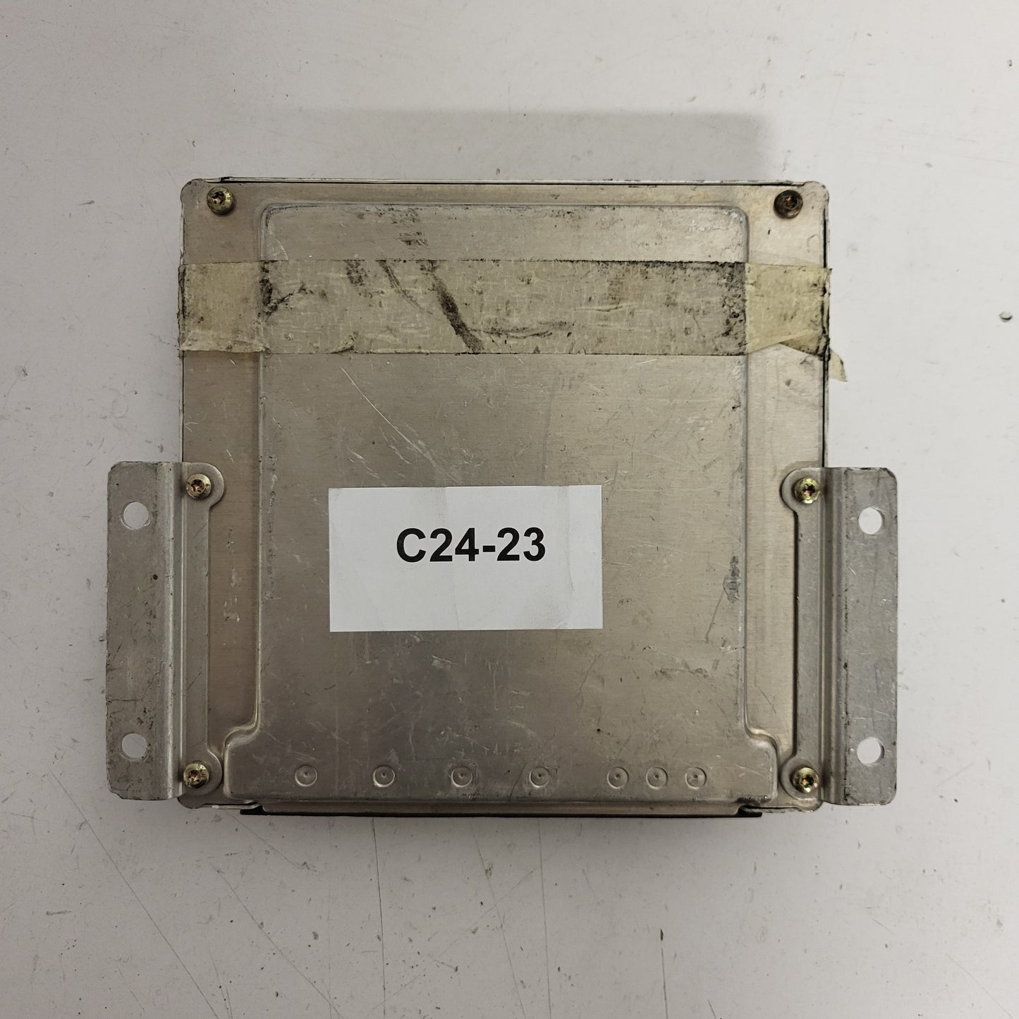 ALFA ROMEO 166 ECU / 0281001787 / 46763995 / C425G936 / BOSCH