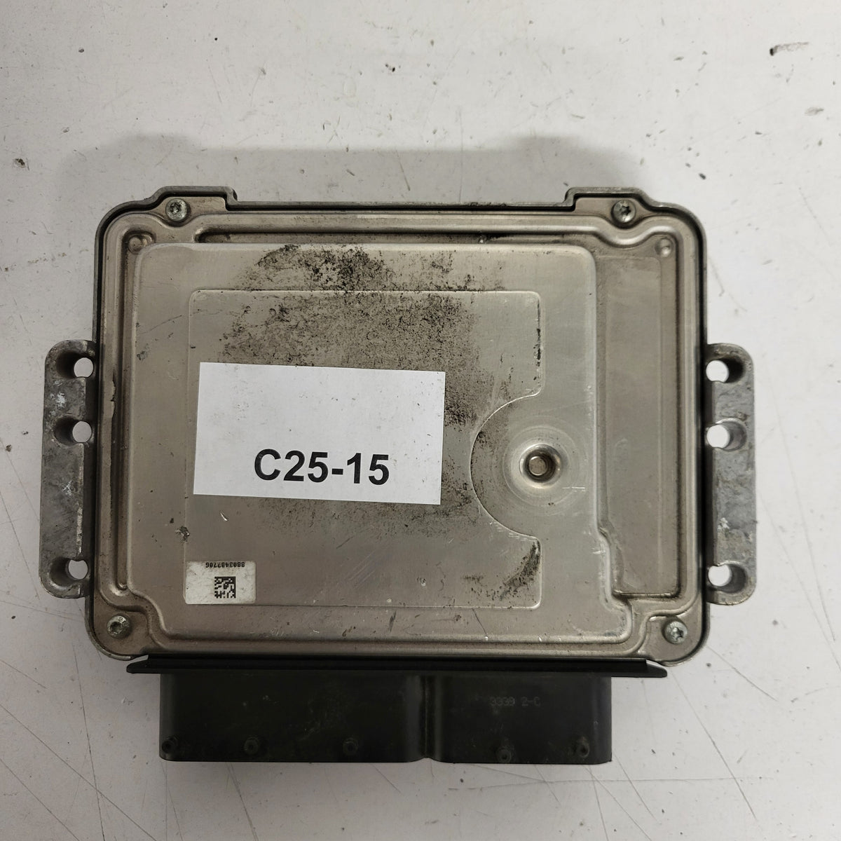 ALFA ROMEO 159 ECU / 0281013576 / 51822365 / BOSCH - C25-15 - 3