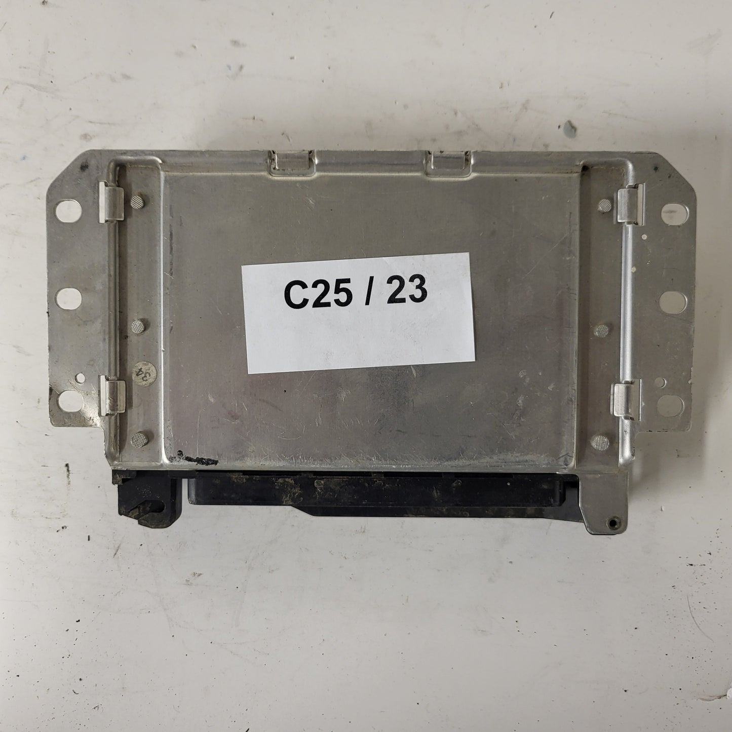 Audi ECU / 8E0927156G / 0260002779 / BOSCH