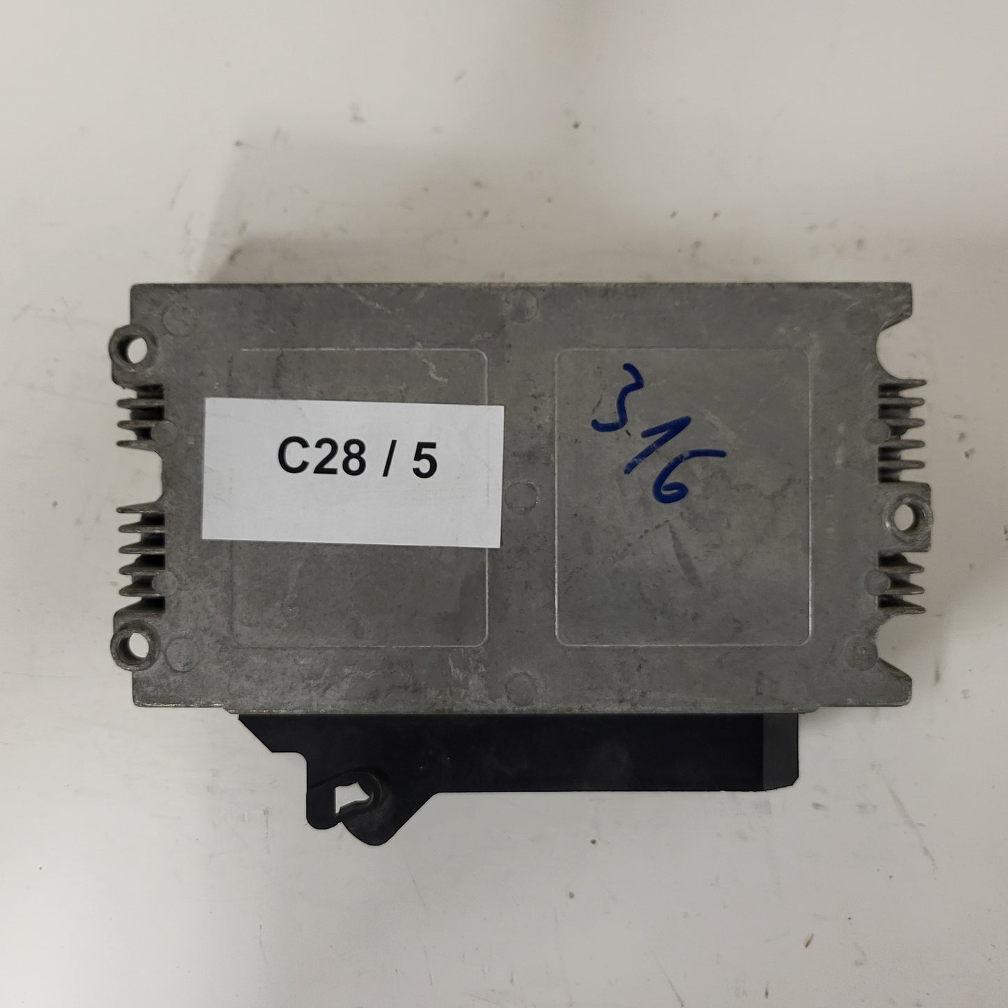 BMW E36 ABS ECU ATE / 34.52-1 138219 / 10.094-0802.4 / 5WK8402 / 1138219