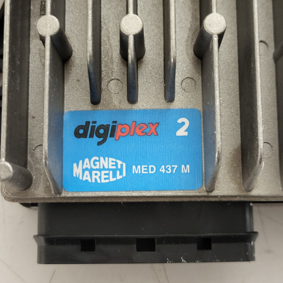 NUOVO ORIGINALE FIAT PANDA CENTRALINA ECU / DIGIPLEX 2 / MED437M - C28-16 - 3