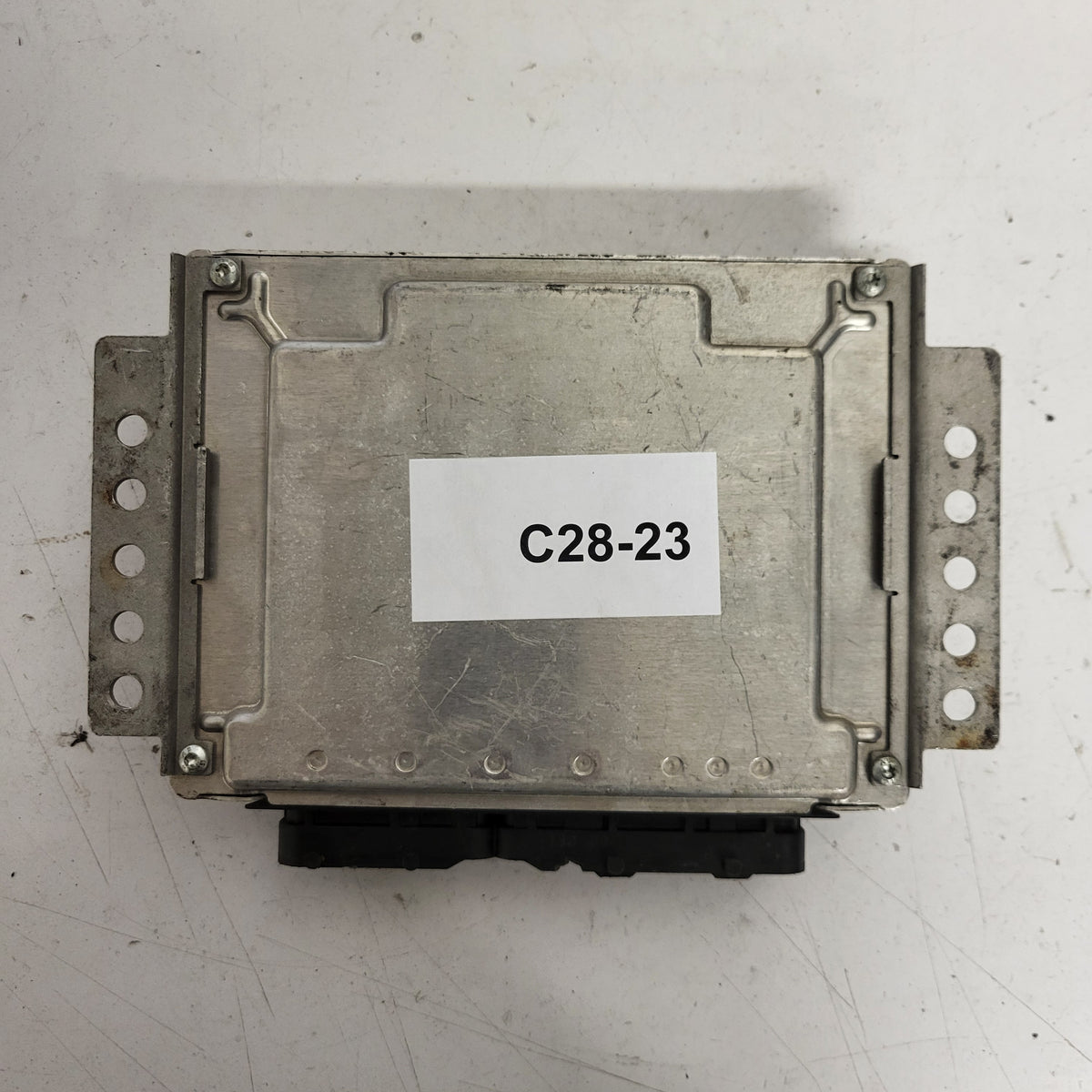 FIAT MULTIPLA ECU / 0281011505 / 55198476 / BOSCH - C28-23 - 3