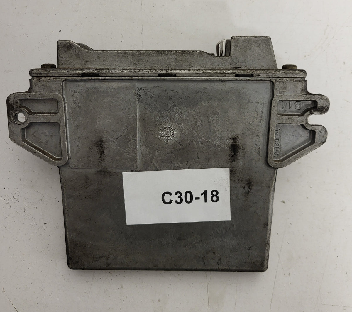 RENAULT KANGOO ECU / R04080012H / 7700104956 / 7700111206 / LUCAS - C30-18 - 3