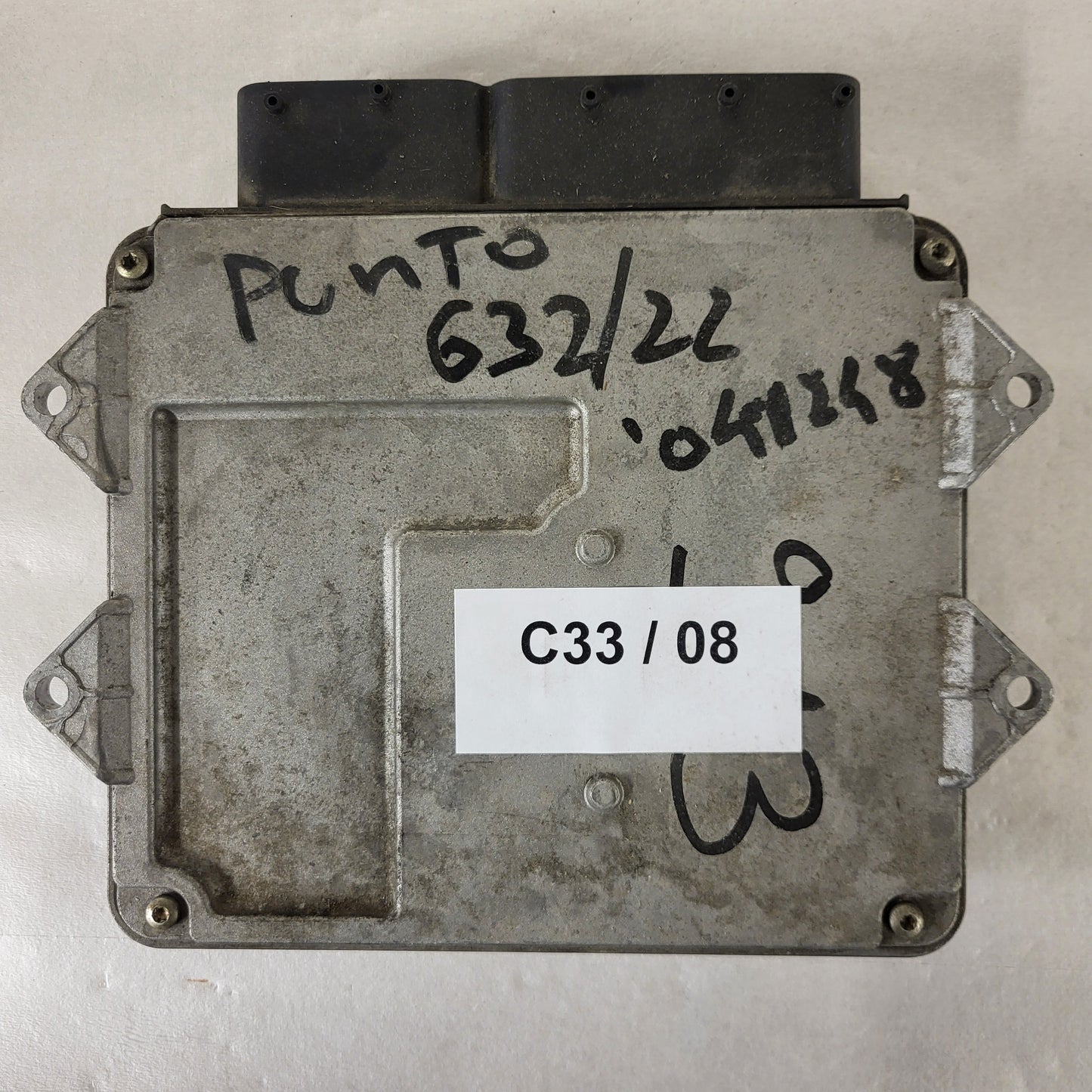 Fiat Punto 1.3 ECU / 55186608 / MJD 6JF.P3 / HW01B / MAGNETI MARELLI