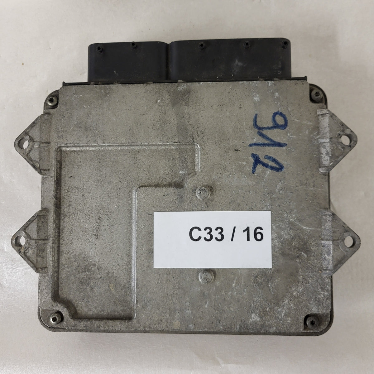 FIAT PUNTO ECU / MJD 6JF.P3 / 55195817 / HW1BM / 71600.053.00 / MAGNETI MARELLI - C33-16 - 3