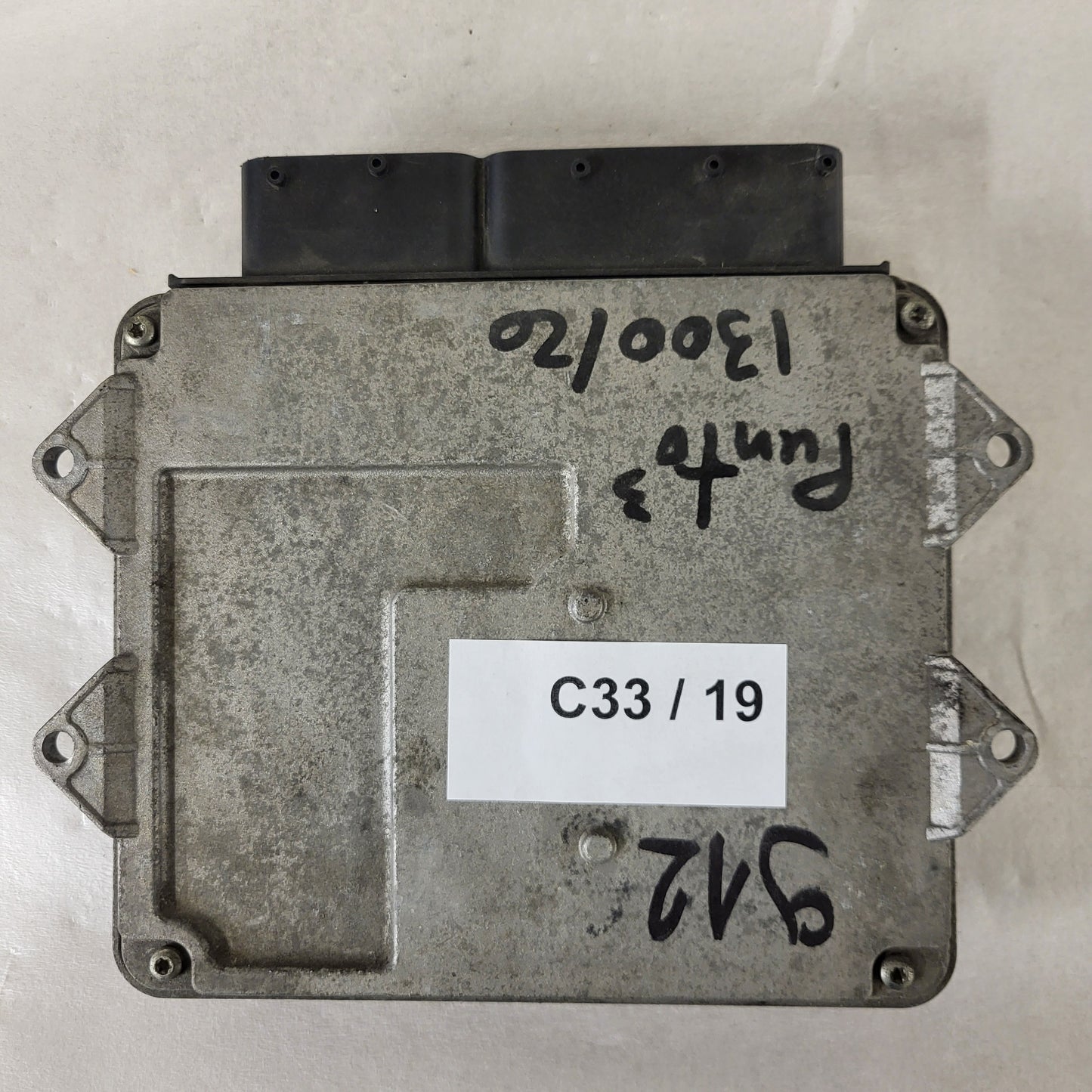 FIAT PUNTO ECU / MJD 6JF.P3 / 55195817 / HW1BM / 71600.053.00 / MAGNETI MARELLI