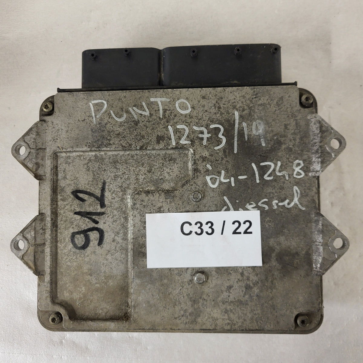 FIAT PUNTO ECU / MJD 6JF.P3 / 55195817 / HW1BM / 71600.053.00 / MAGNETI MARELLI - C33-22 - 3