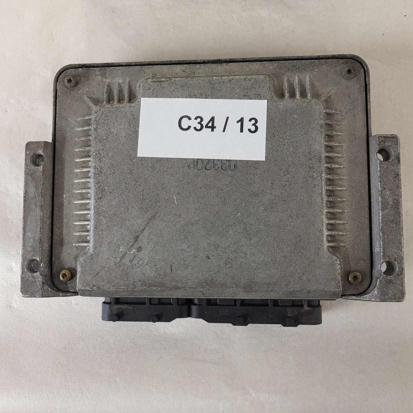 ALFA 147 ECU / 0281010332 / 55185365 / BOSCH