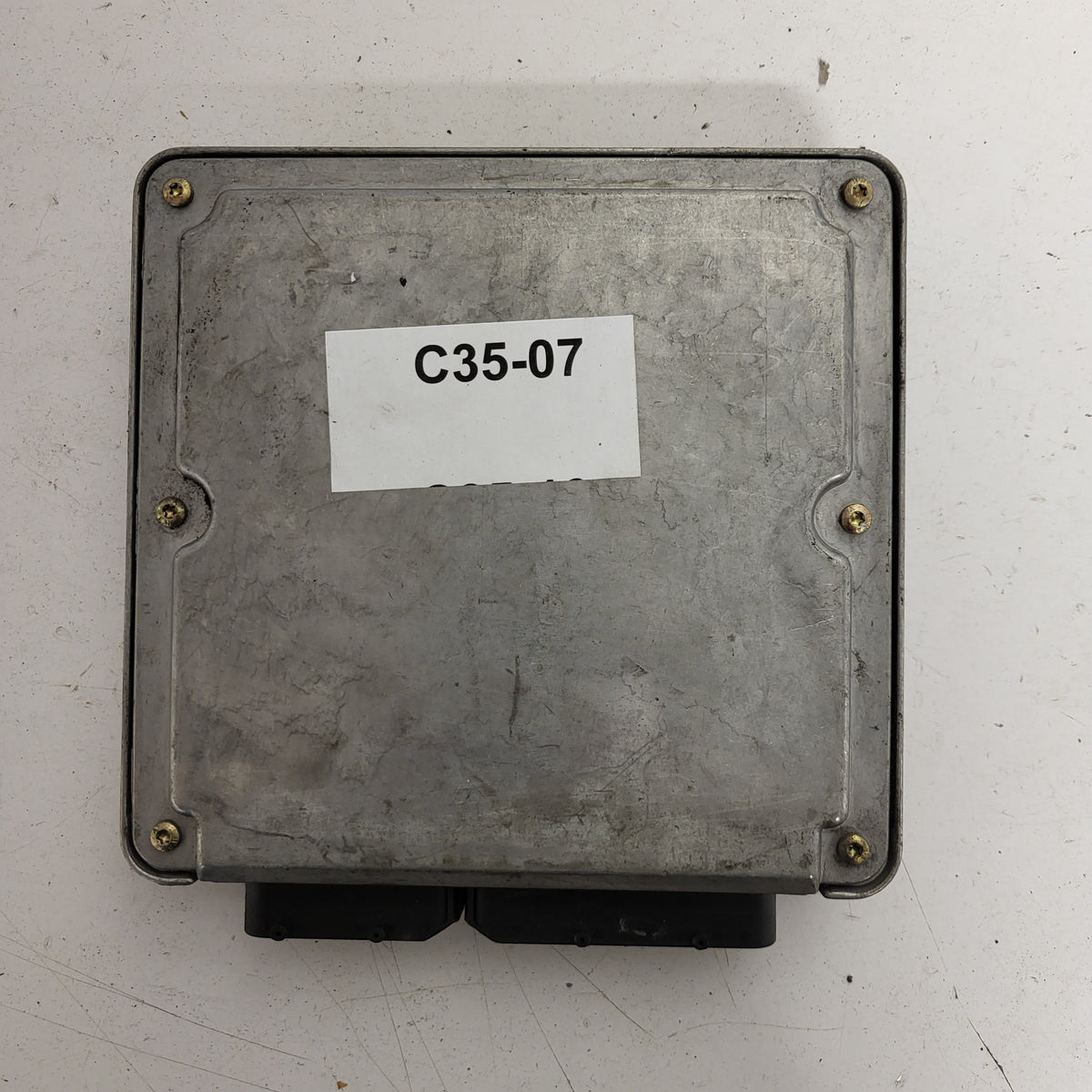 VW GOLF ECU / 038906019AM / 0281010091 / BOSCH - C35-07 - 3