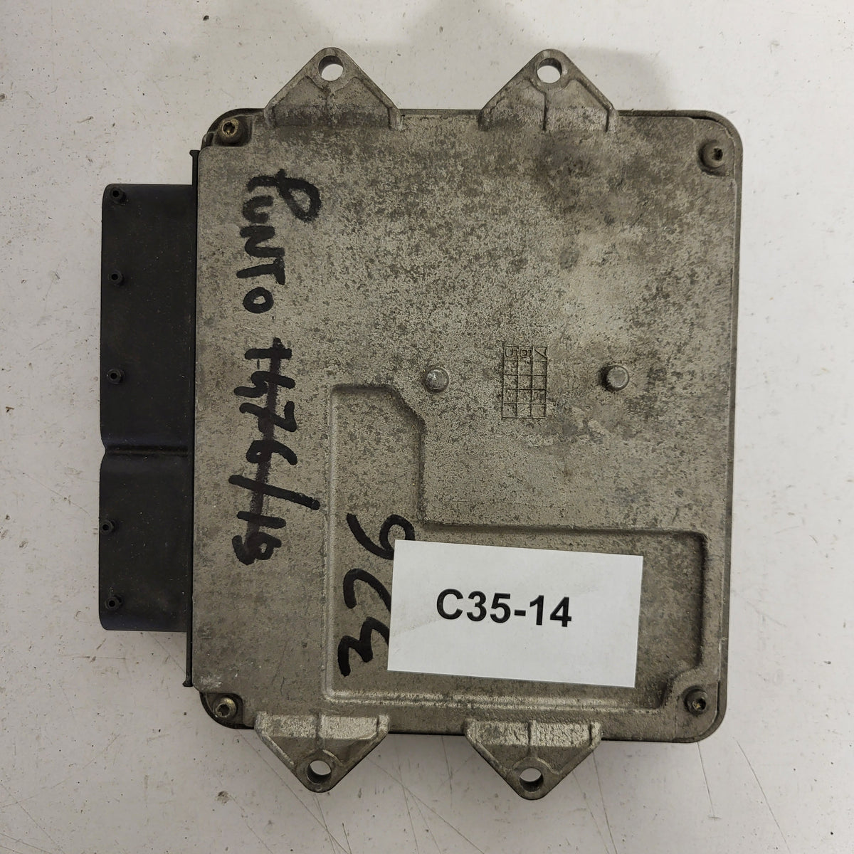 FIAT PUNTO ECU / MJD 6JF.P3 / 55195817 / HW1BM / 71600.053.00 / MAGNETI MARELLI - C35-14 - 3