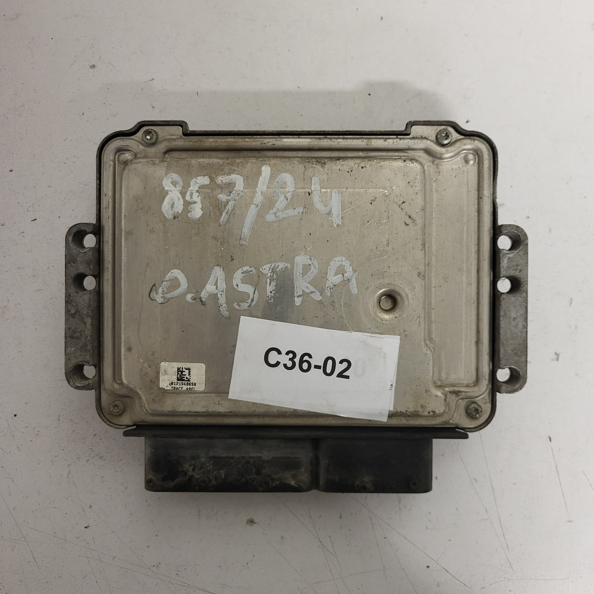 OPEL ASTRA H ECU / 0281014643 / 98074154 / JC / BOSCH - C36-02 - 3