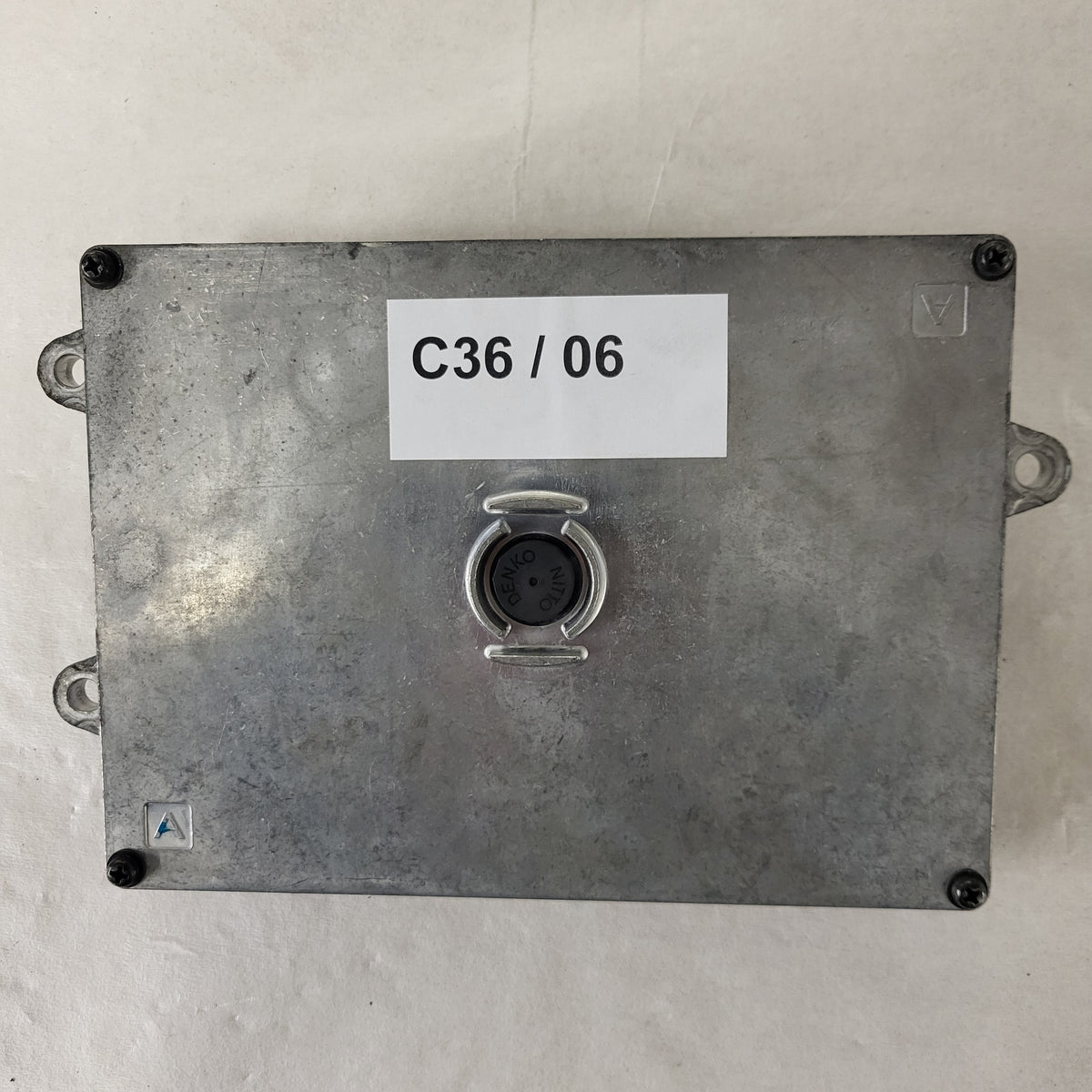 Honda Civic ECU / 37820-RSH-G12 / 8206-572 / KEIHIN - C36-06 - 3