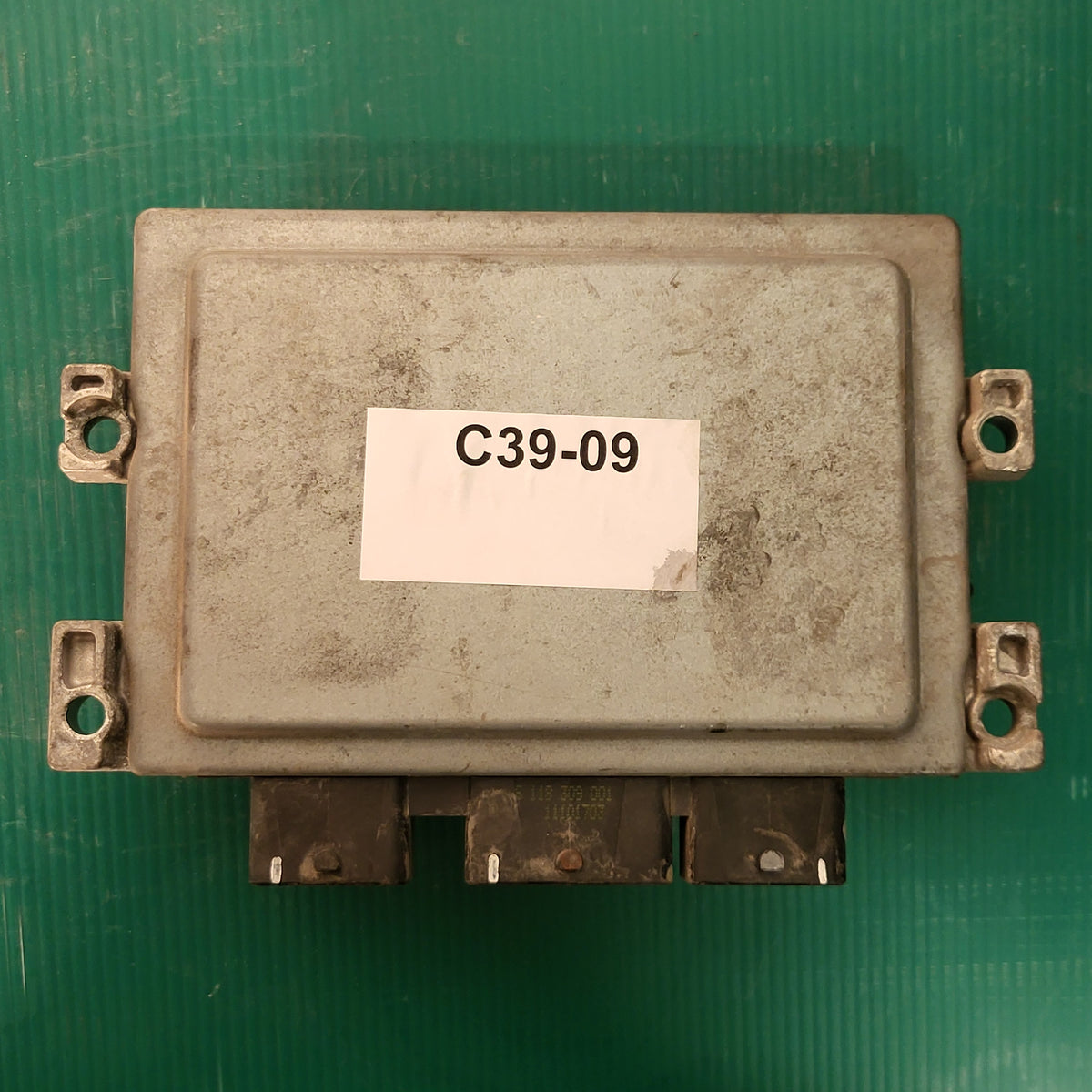 FORD FIESTA ECU / BV21-12A650-EC / S180047034 / S180047034C / EMS2102 / 7MFC - C39-09 - 3