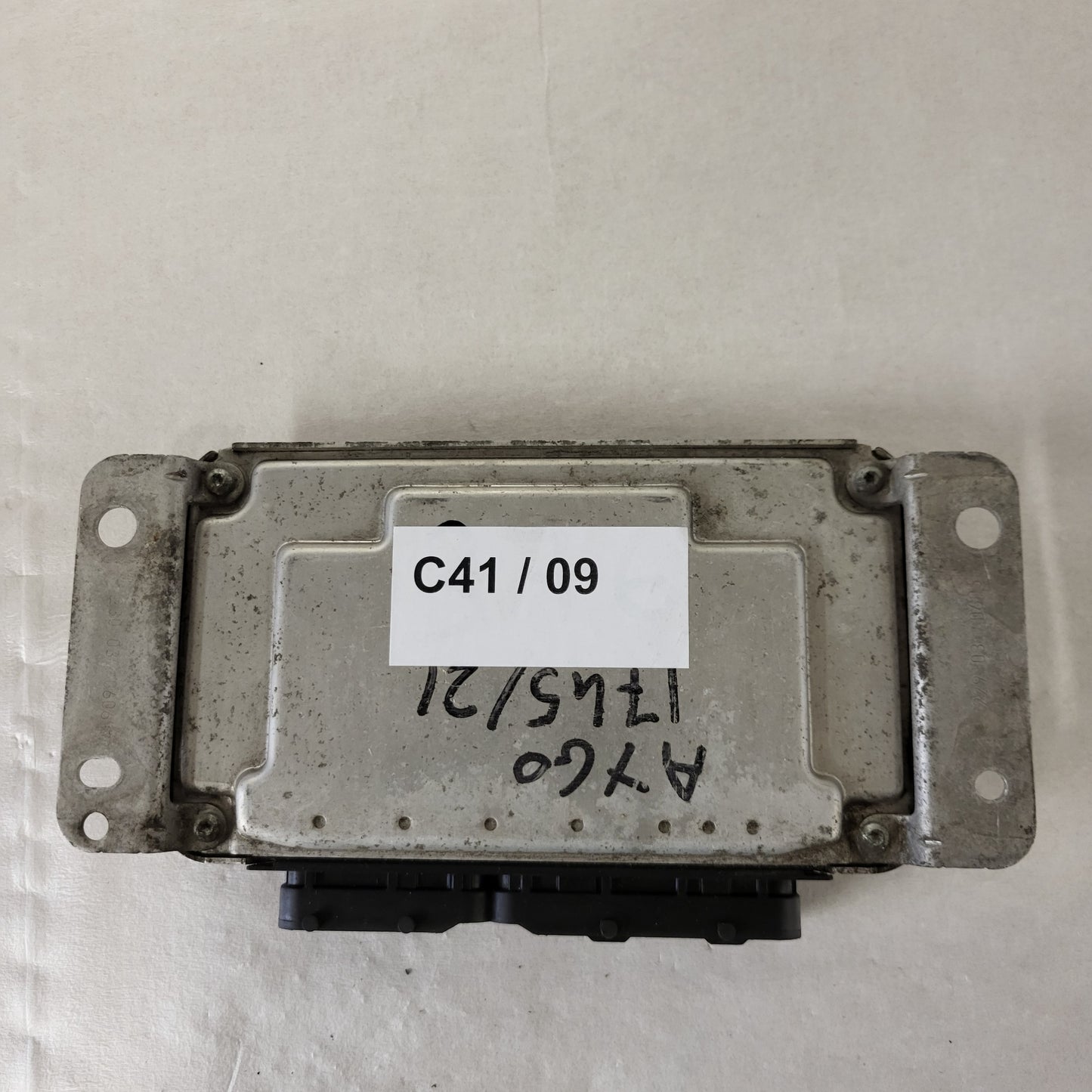 Citroen C1 TOYOTA AYGO 107 ECU / 0261208702 / 89661-0H022 / BOSCH