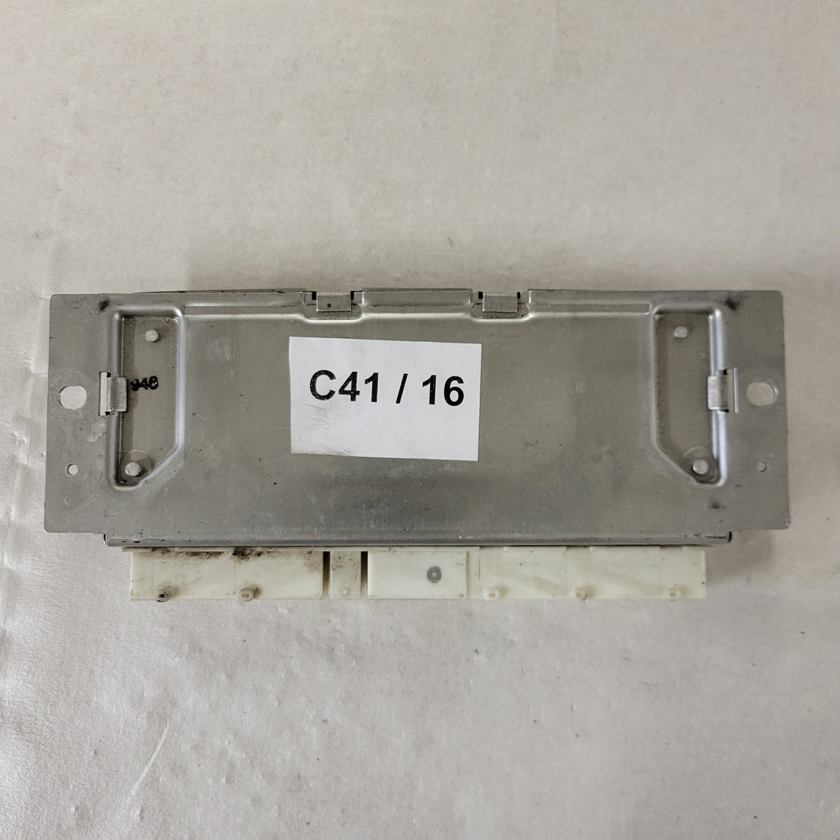 Mercedes asr abs ecu / 0175457332 / 0265109052 / bosch - C41-16 - 3