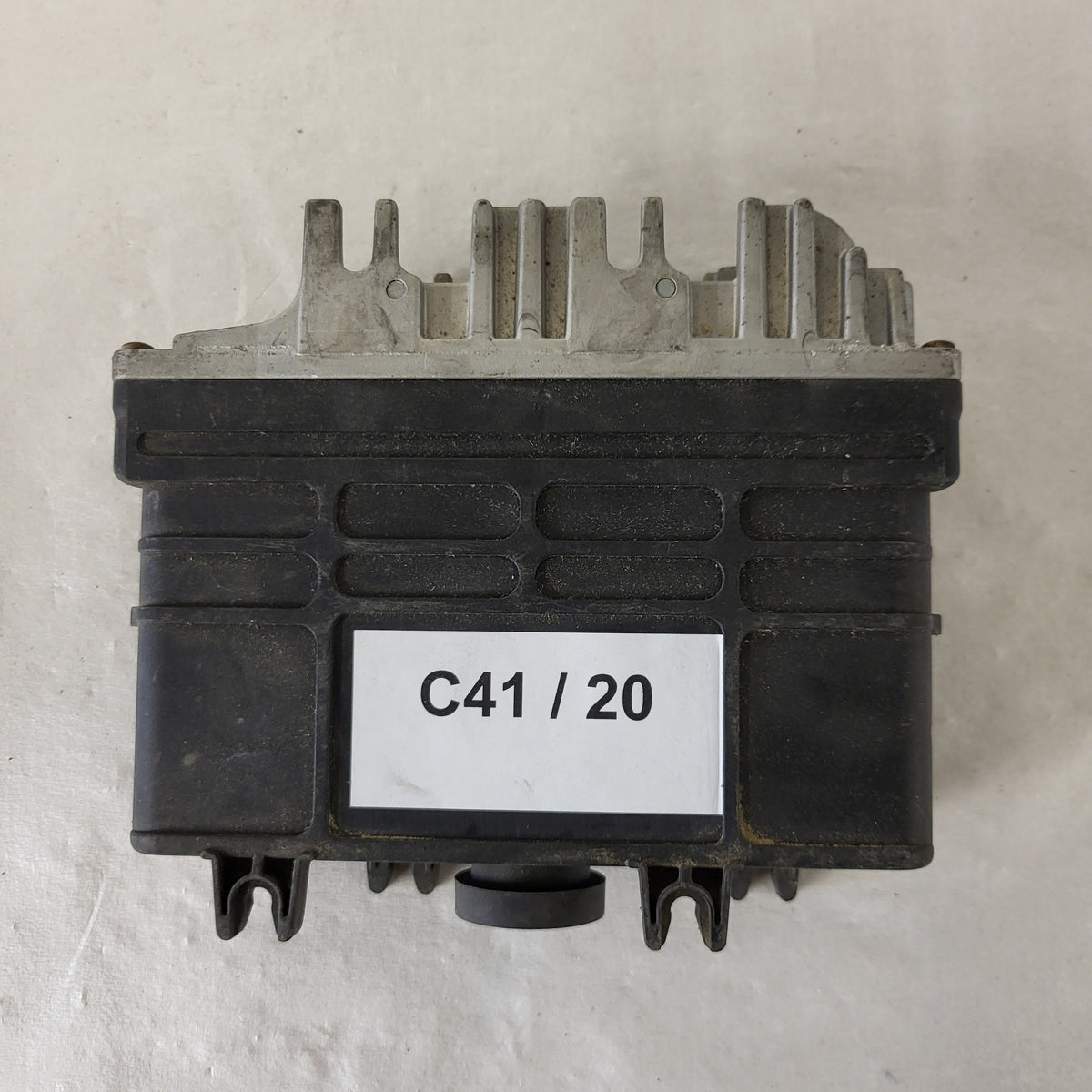 VW VOLKSWAGEN POLO 1.0 ECU / 0261200796/797 / 030906026M / BOSCH - C41-20 - 3