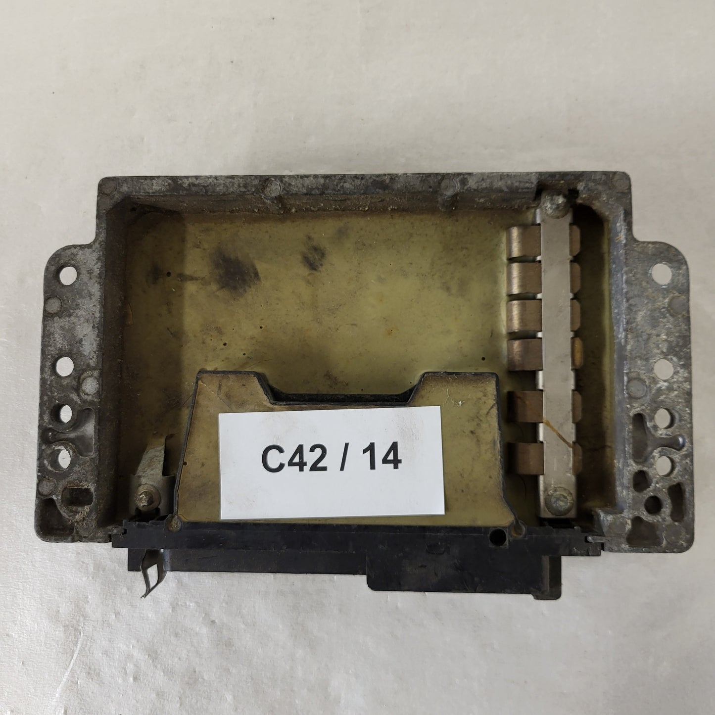 Renault ECU / S115300202A / HOM7700875745 / 7700105980 / S115300202 / SIEMENS