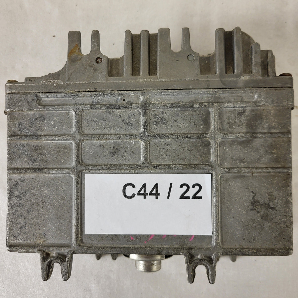 VOLKSWAGEN POLO ECU / 030906027AA / 0261204616/617 / BOSCH - C44-22 - 3