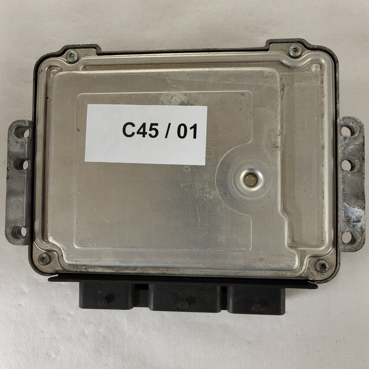 Renault 1.9DCI ECU / 0281011776 / 8200391966 / 8200386508 / BOSCH - C45-01 - 3