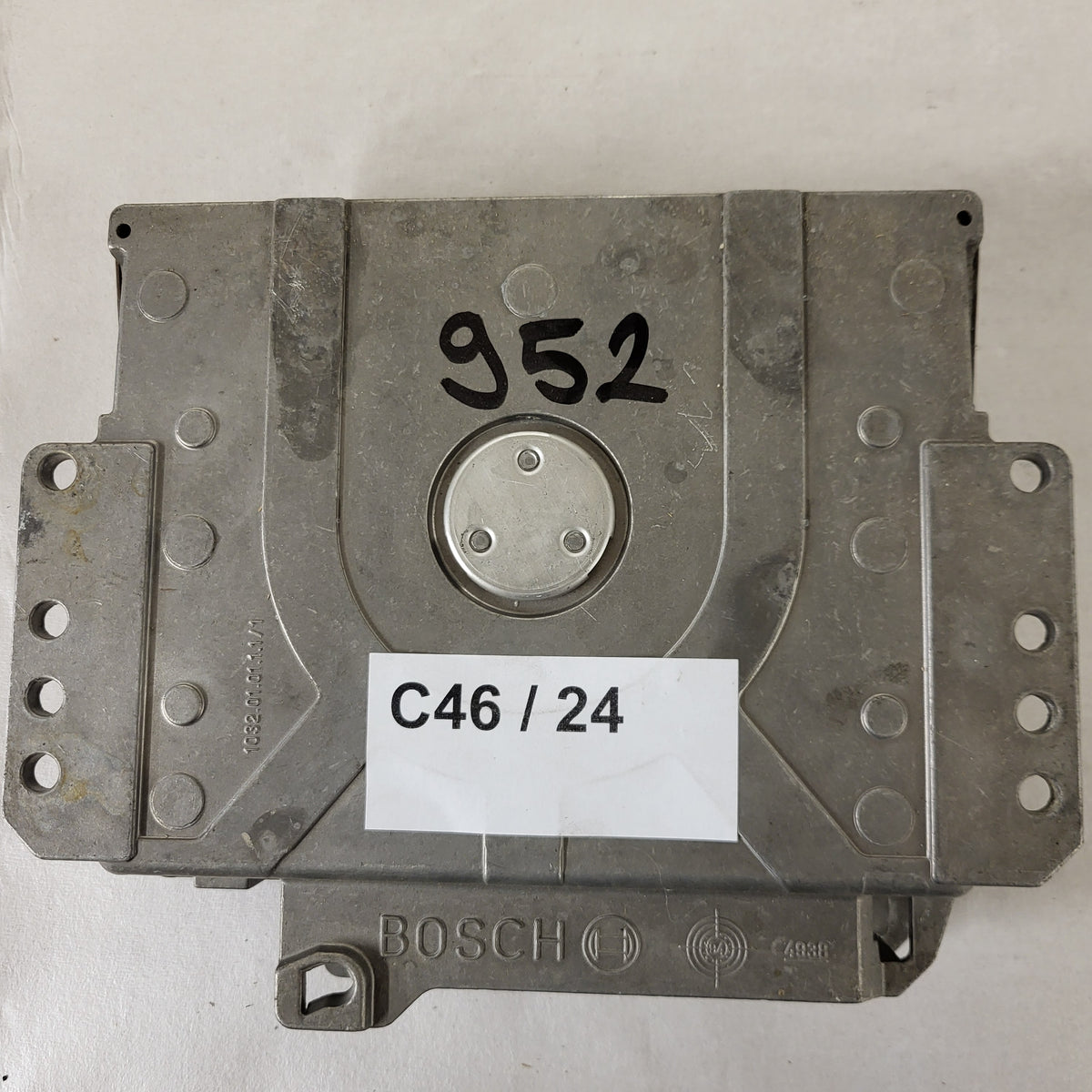 Peugeot Citroen ECU / 0261200780 / 9617150080 / MA3.0 / BOSCH - C46-24 - 3